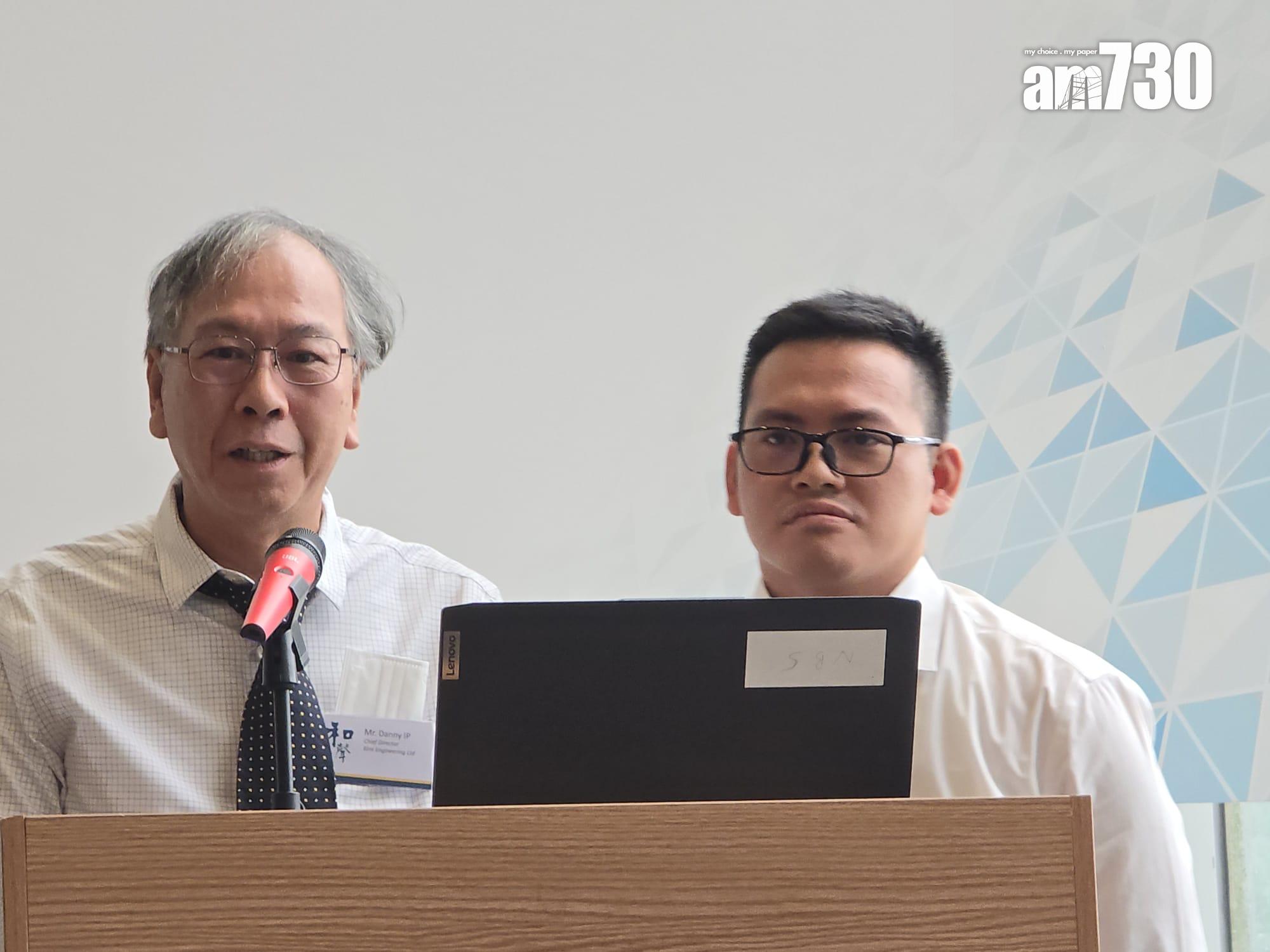 (左)堅士工程創辦人兼首席董事葉濠鉻。(李朗僑攝)