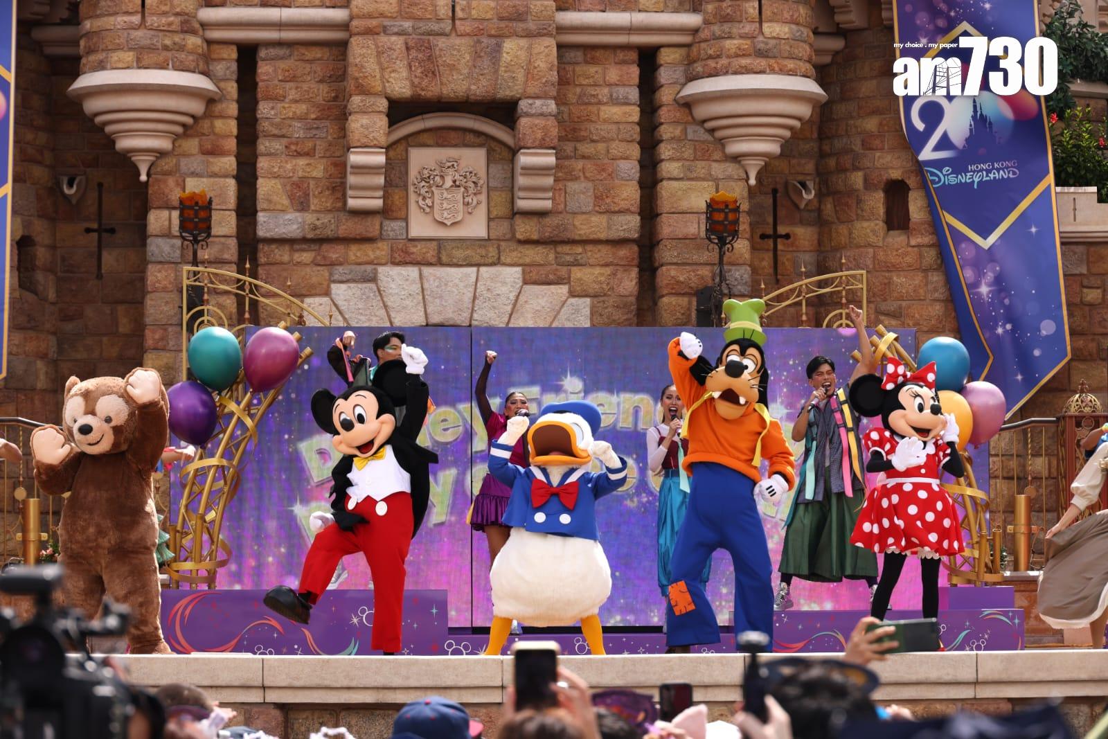 香港迪士尼樂園20周年活動啟動 推11新花車 昇華版夜間匯演 (林俊源攝)