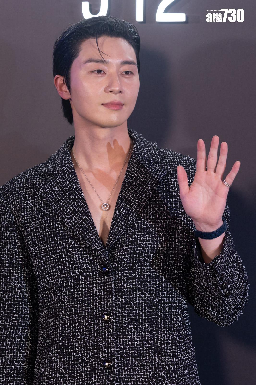 韓國男神朴敘俊以品牌大使身份出席尖沙咀鐘樓舉辦的品牌慶祝派對。(蘇文傑攝)