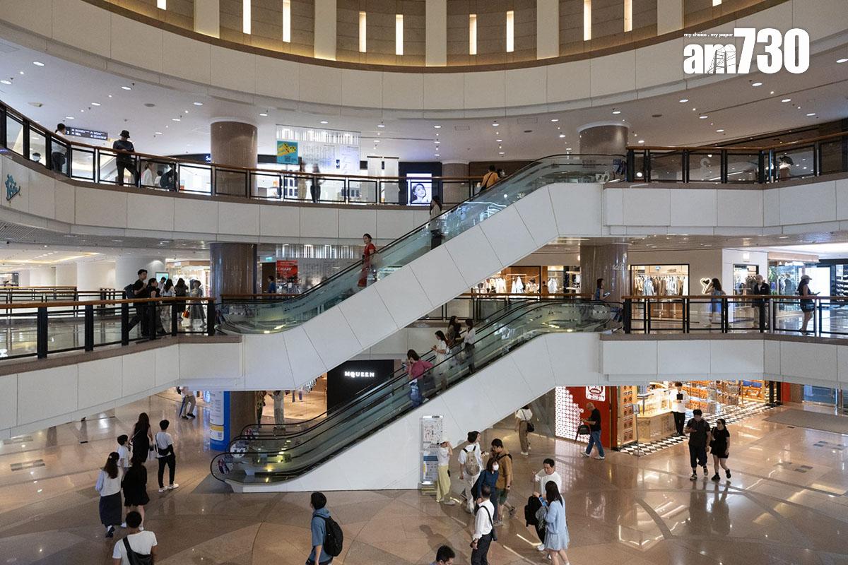 謝邱安儀希望透過「香港開心購物節」刺激市道。(蘇文傑攝)