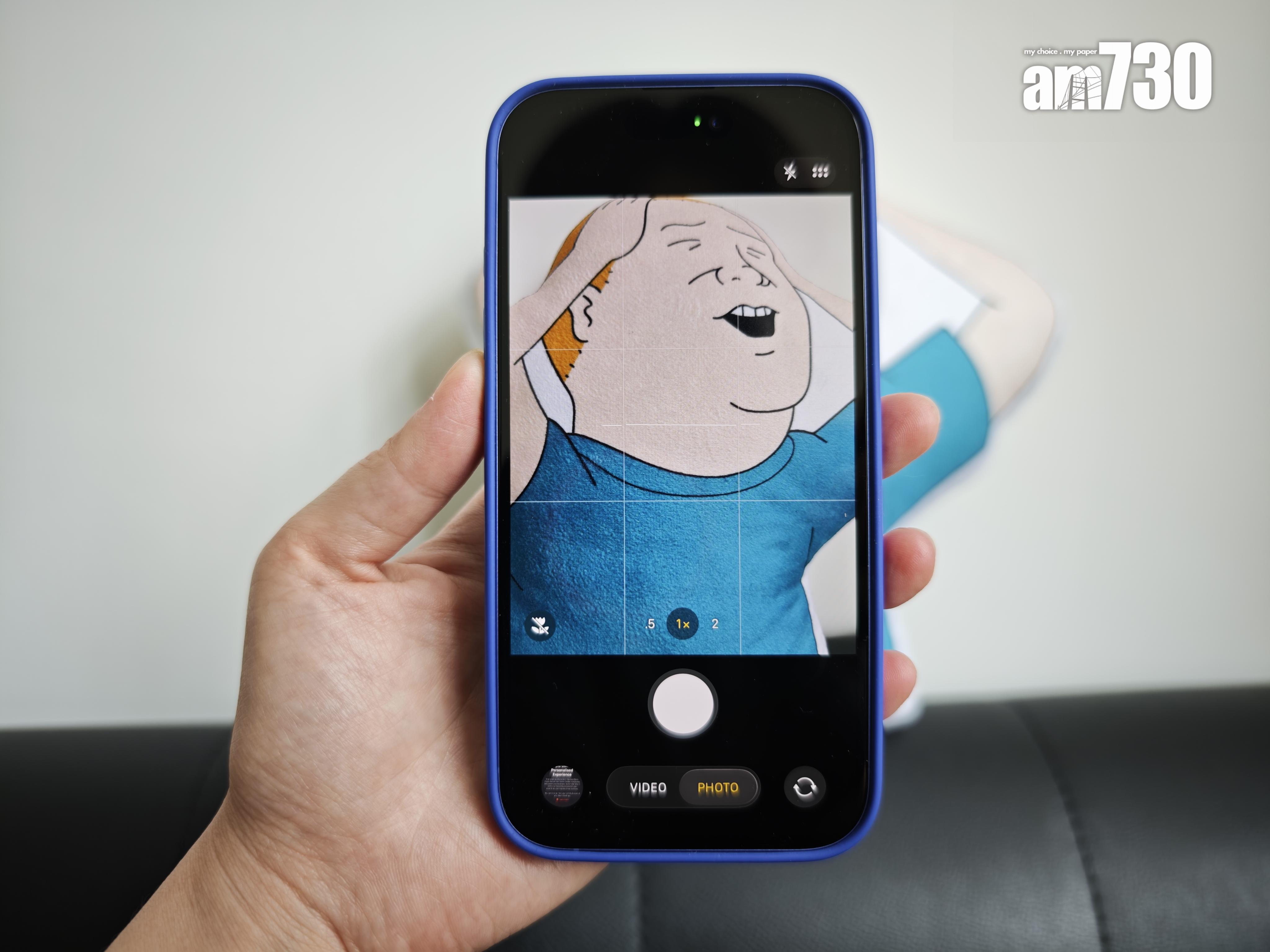 iOS 26的相機介面變化最大,更加簡潔。