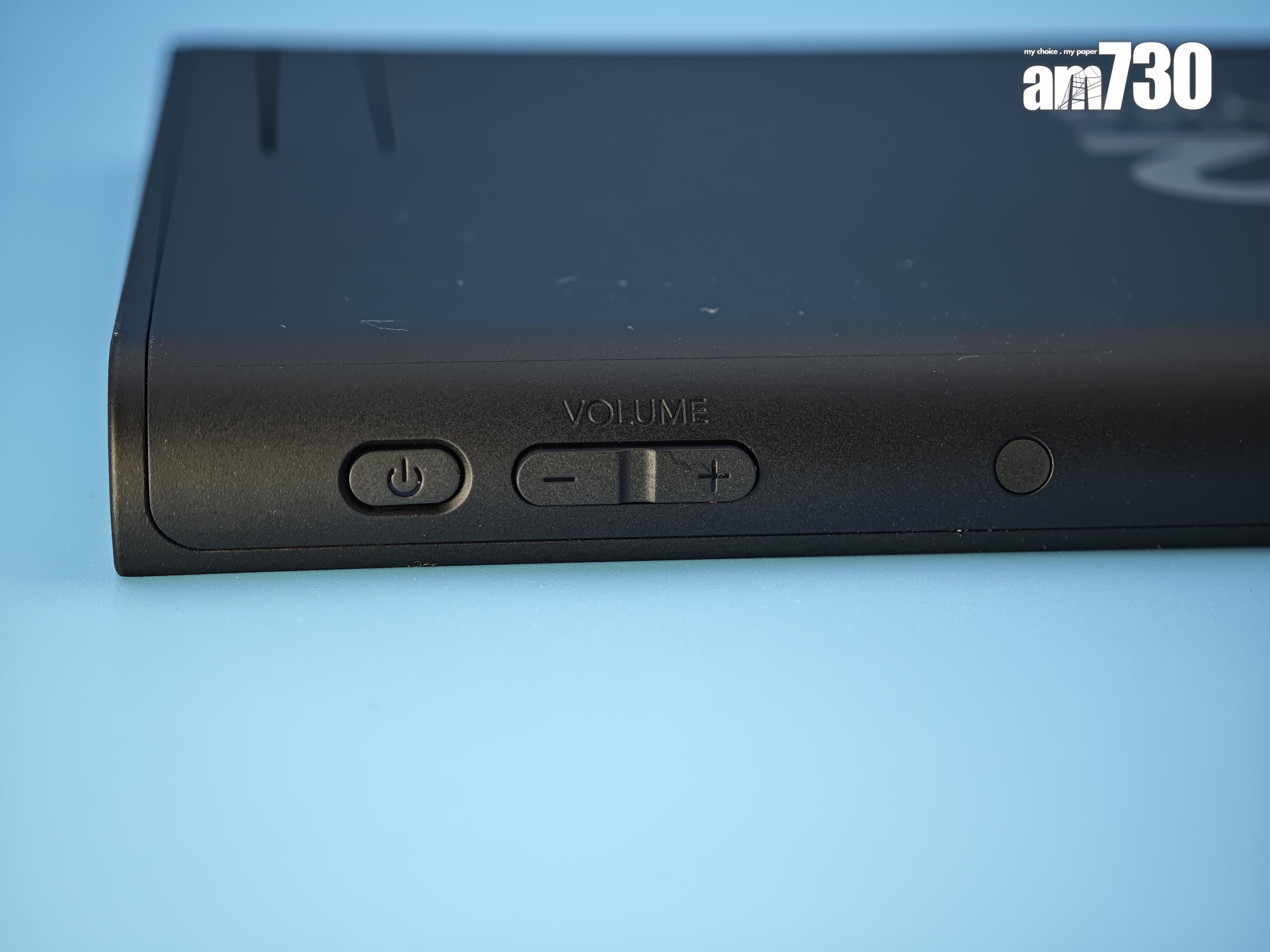 Switch 2開箱|機頂按鍵。