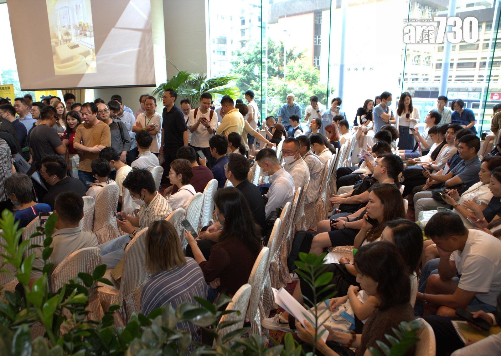 尚瓏劈價奏效!公開發售74伙即日售罄 套現逾5億|西營盤新盤