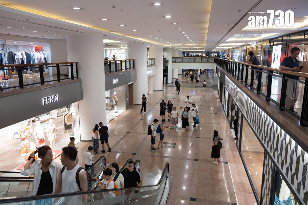 謝邱安儀希望透過「香港開心購物節」刺激市道。(蘇文傑攝)