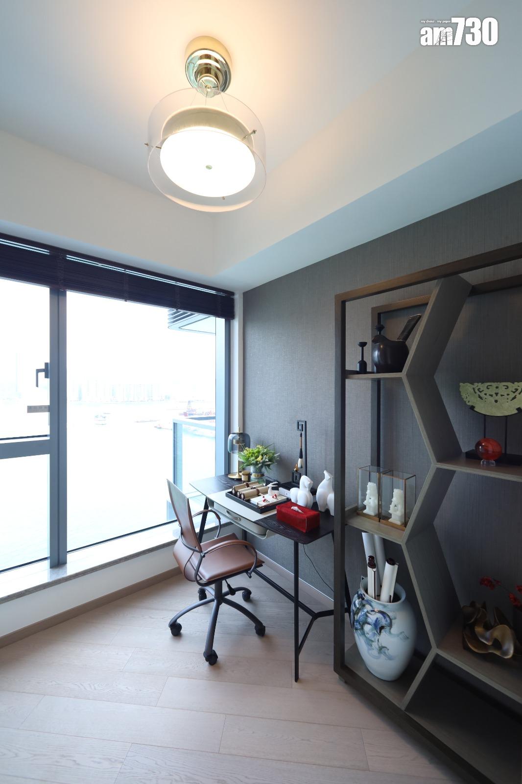 維港•灣畔示範單位|669呎連家具三房戶 深棕金銅色系強調風格藝術(多圖有片)|啟德新盤