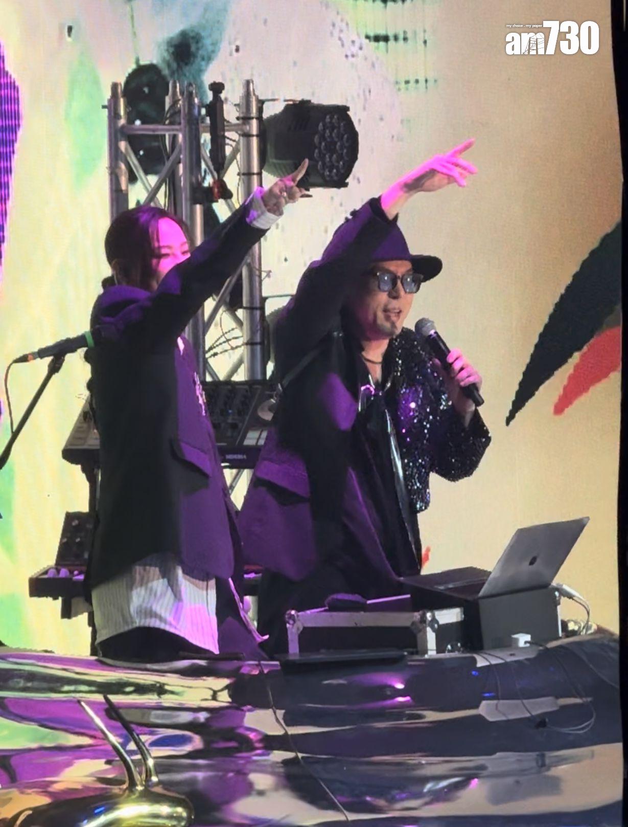 Yumiko再站香港舞台撐James Ting。 (娛樂組攝)