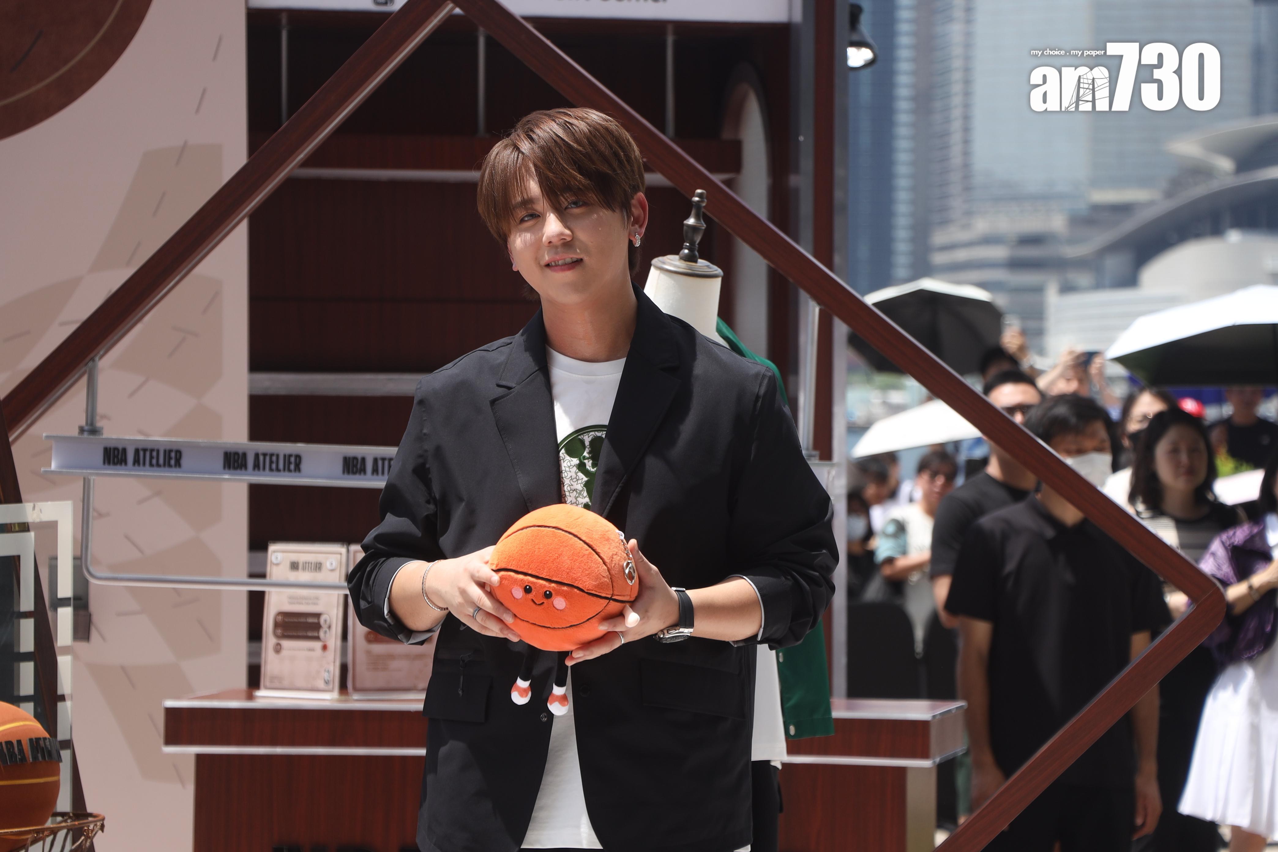 花姐言論惹抨擊,姜濤稱有安慰對方。