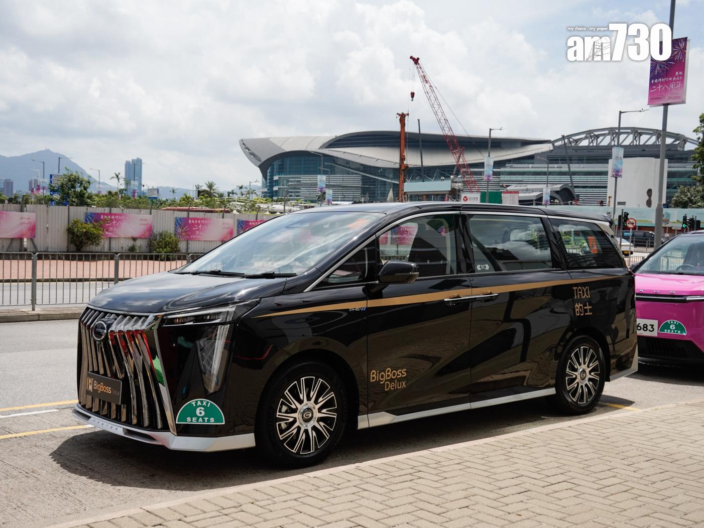 的士業舉辦3個月禮貌活動,今年口號是「禮讓三分 大家開心」(周令知攝)