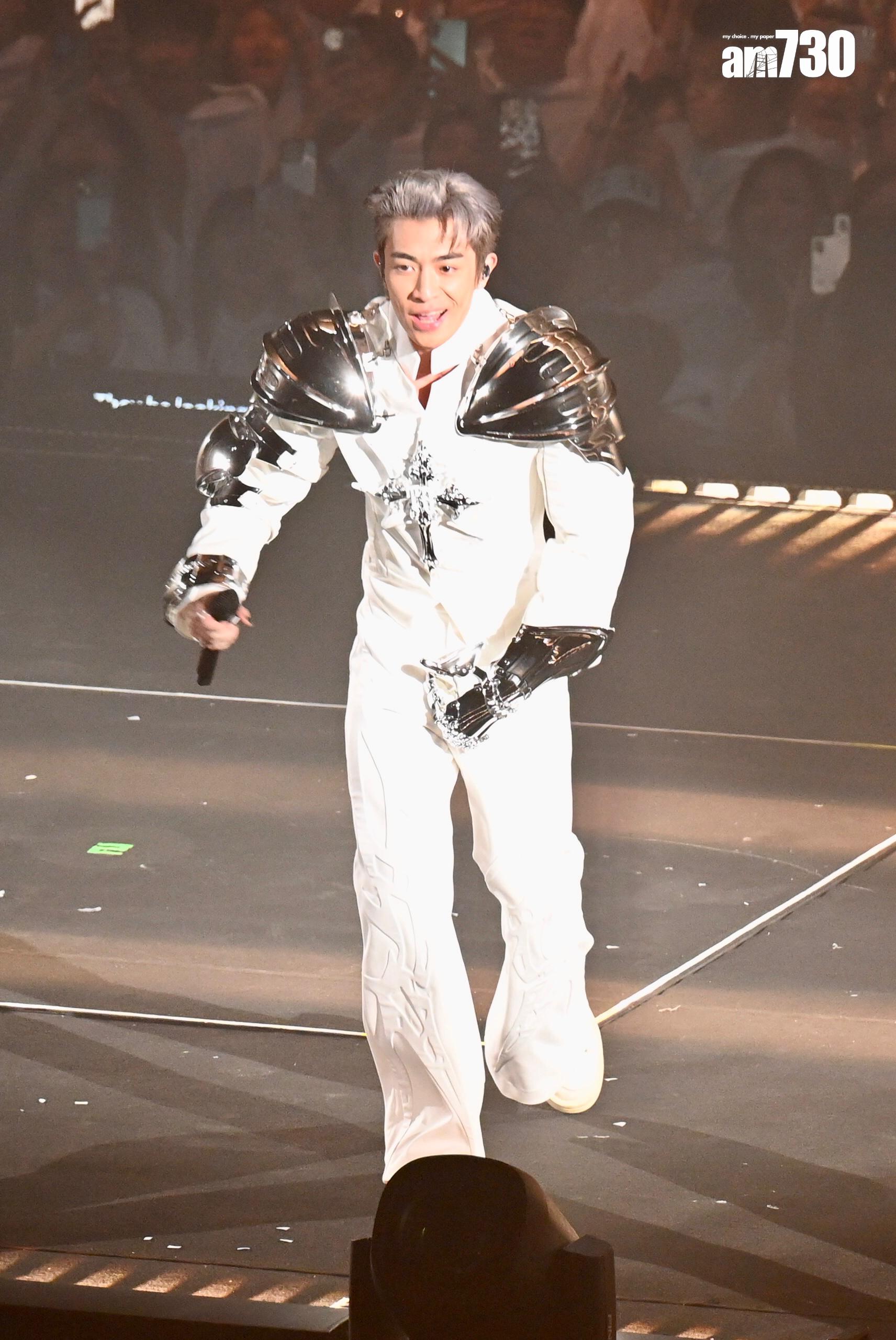 Tyson Yoshi一連三場的啟德體藝館演唱會已經開鑼。 (娛樂組攝)