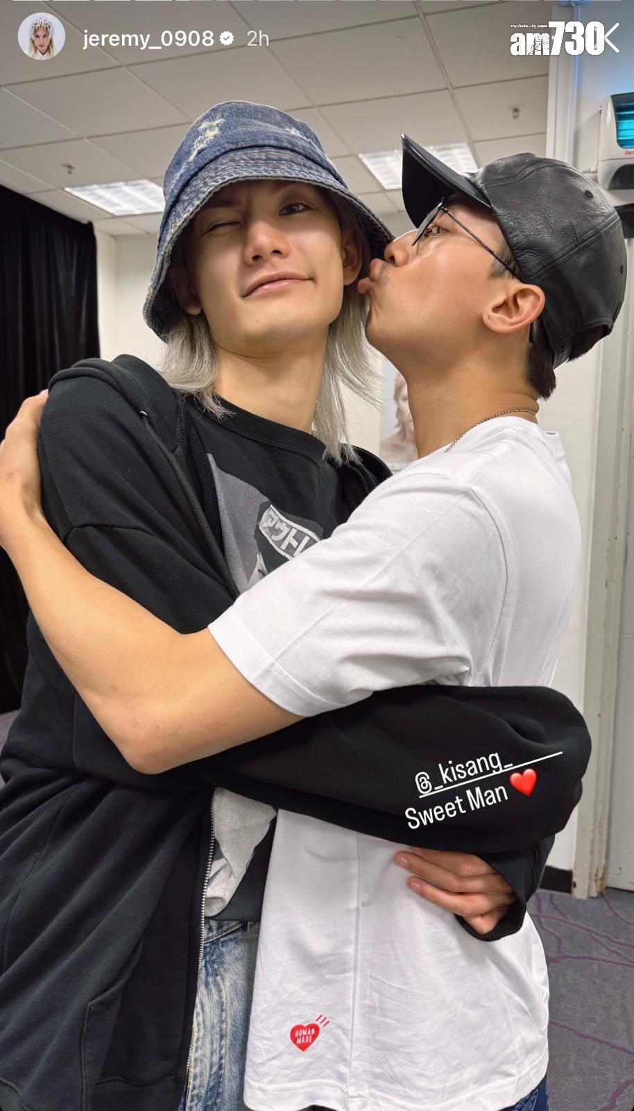 AK雖然臨時因工作調動未能睇show,特地在綵排時探班,為Jeremy打氣。(林俊源攝)