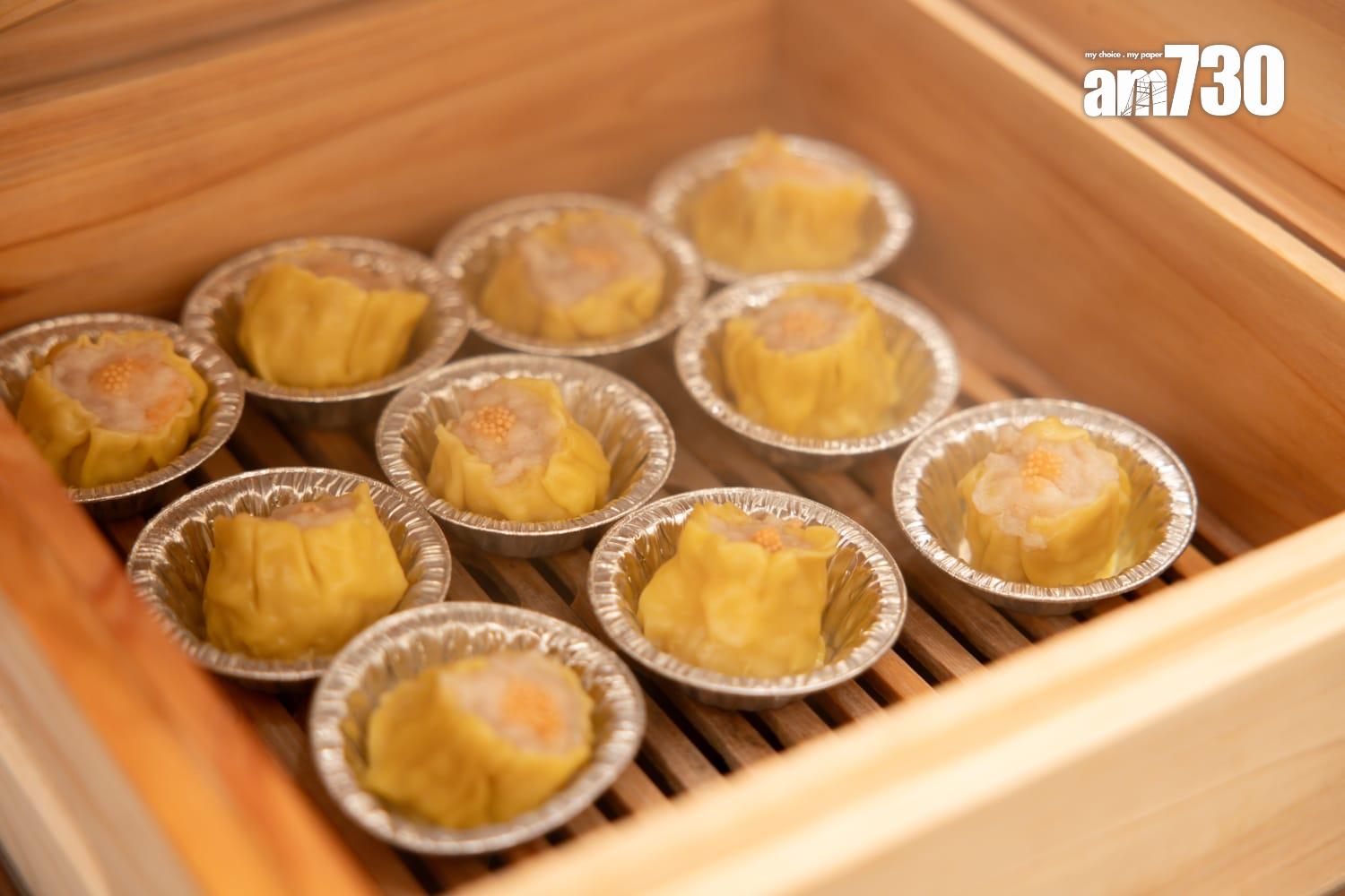 木箱蒸獨立裝點心如燒賣及小籠包,味道不錯。(周令知攝)