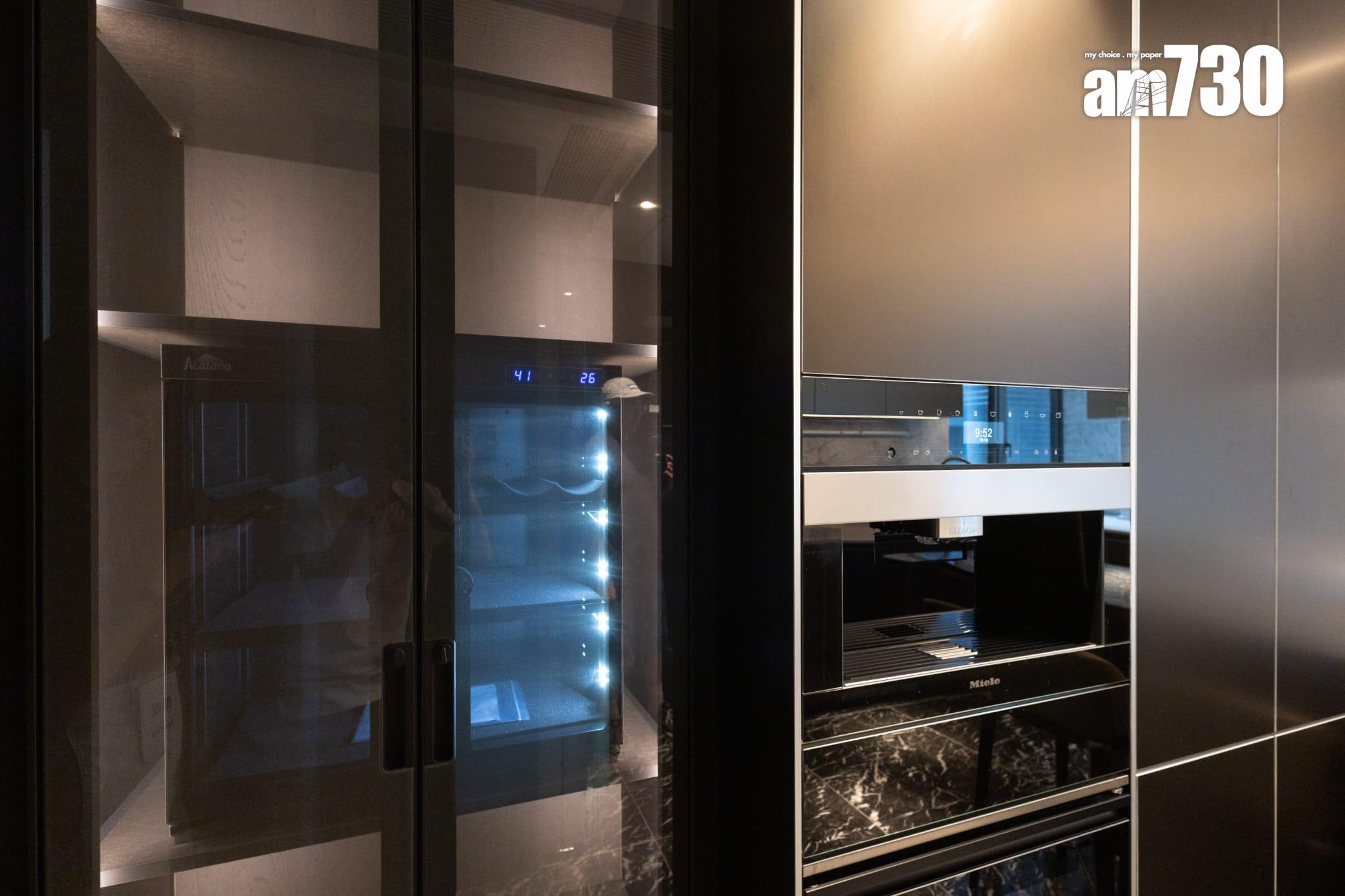 天璽.天示範單位|分層戶面積最大四房 客飯廳極具空間感 眺望維港海景(多圖有片)|啟德新盤