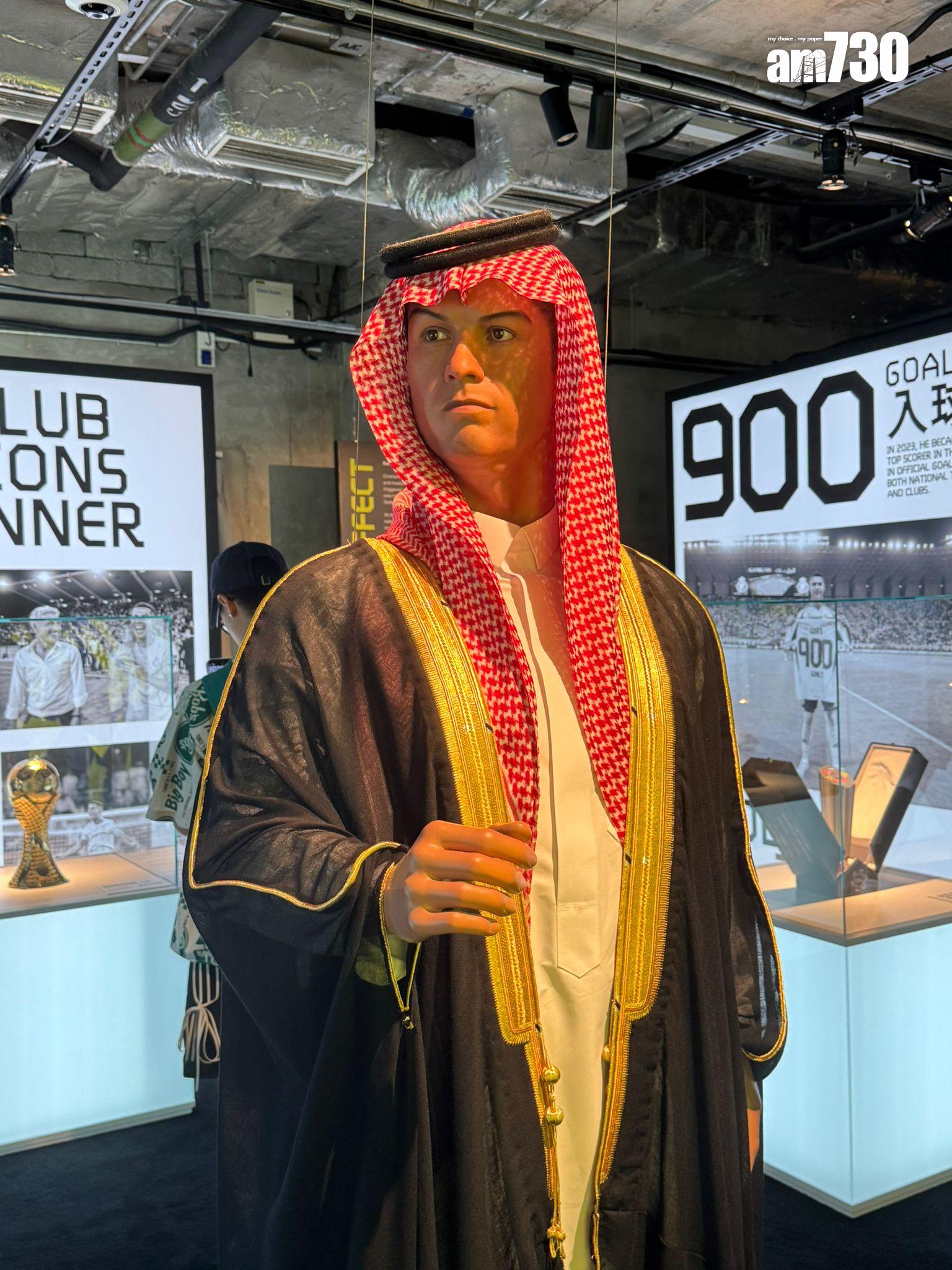 館內另設真人1:1比例雕像,讓訪客能夠與巨星同框合影。