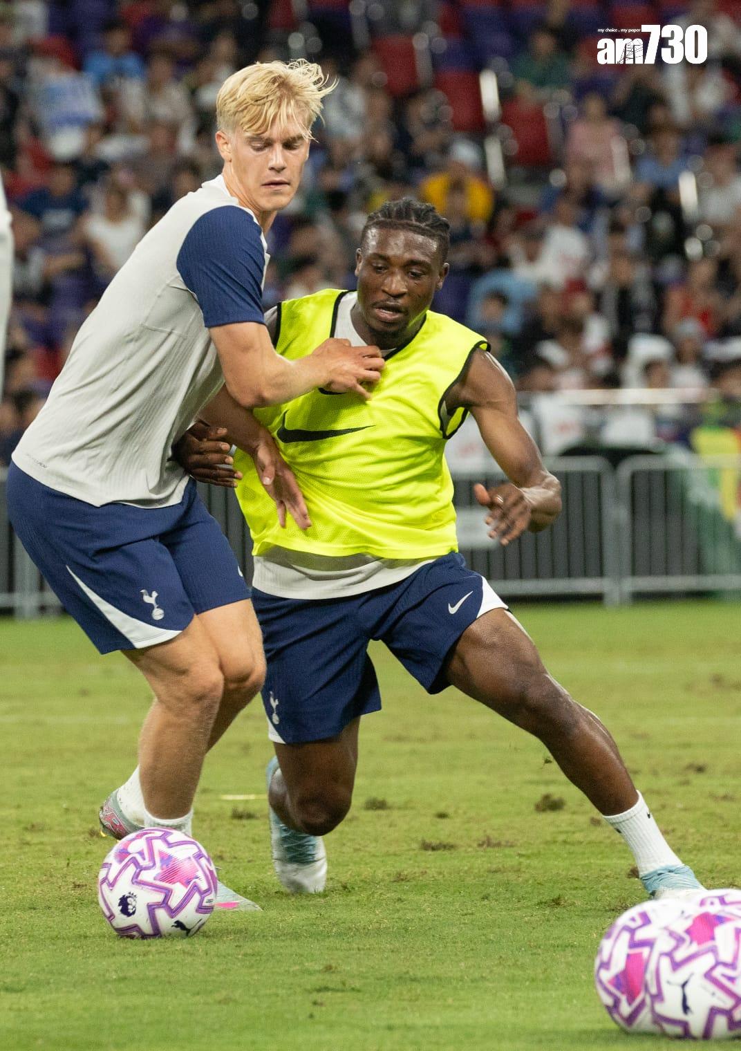 熱刺在啟德主場館公開操練。(蘇文傑攝)