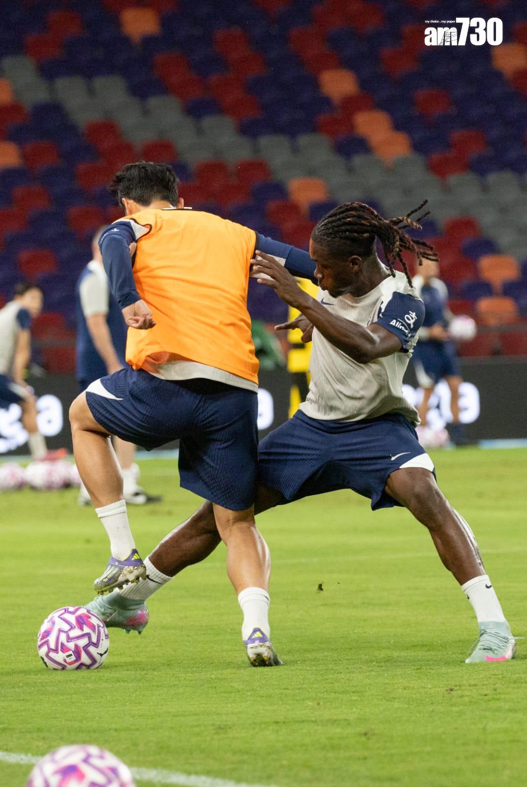 熱刺在啟德主場館公開操練。(蘇文傑攝)