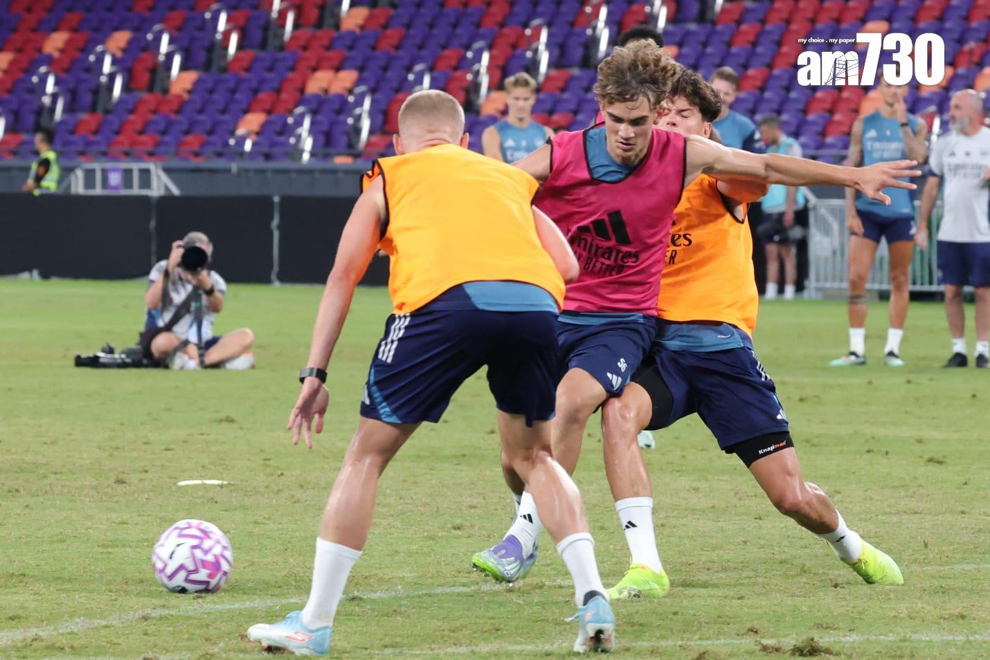 阿仙奴在啟德公開操練。(吳康琦攝)