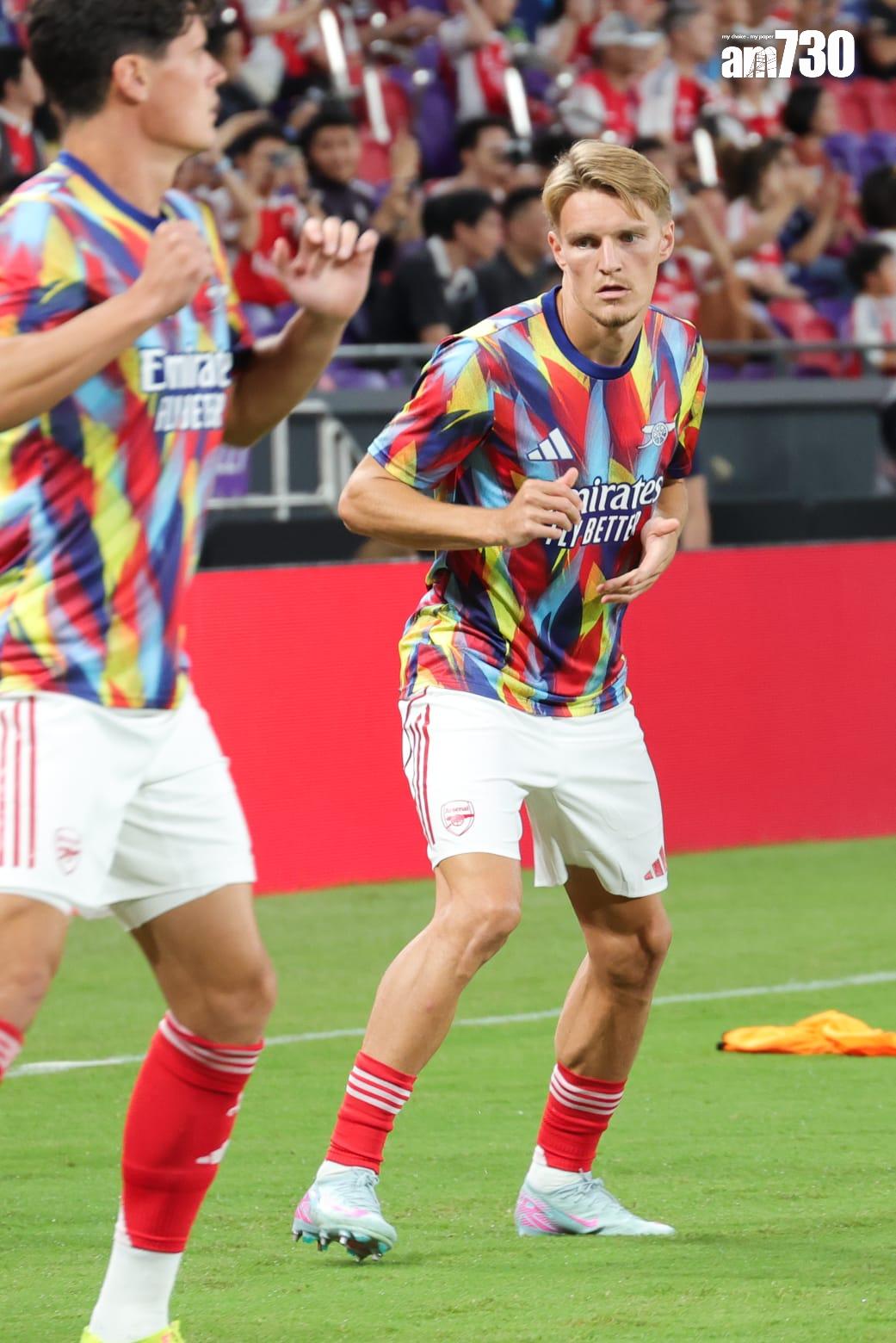 阿仙奴的基奧基尼斯熱身。(吳康琦攝)