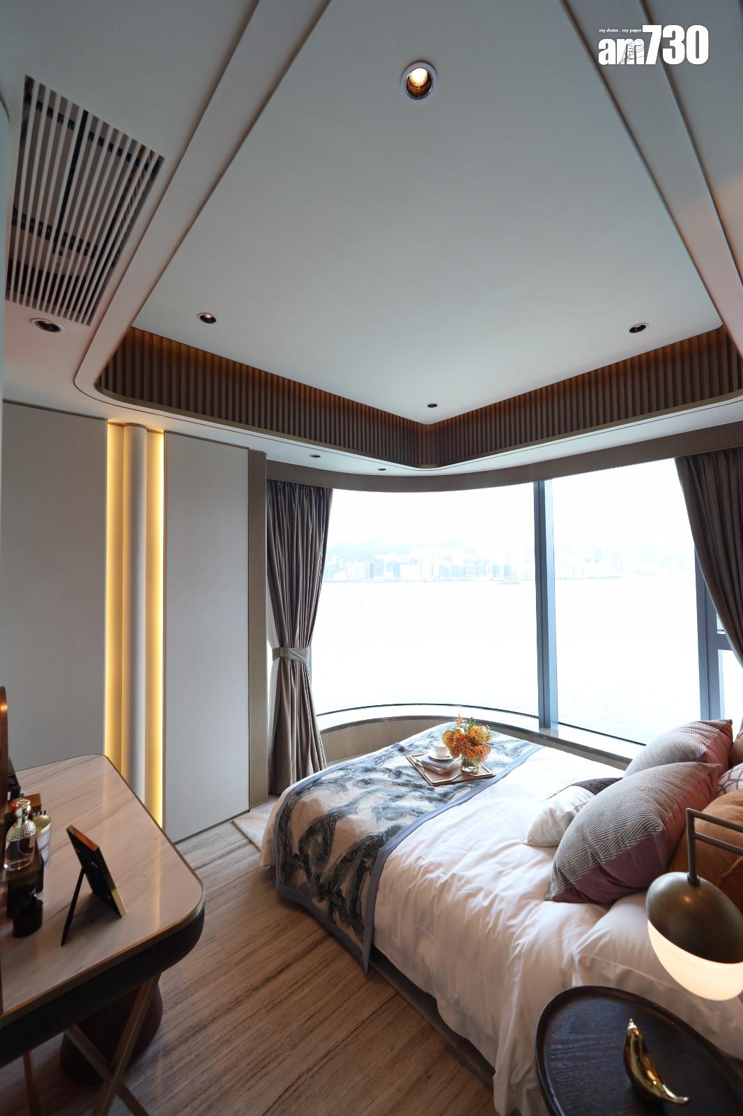 維港•灣畔示範單位|無改動三房套戶 主人房弧形落地玻璃窗盡享維港景致 (多圖有片)|啟德新盤