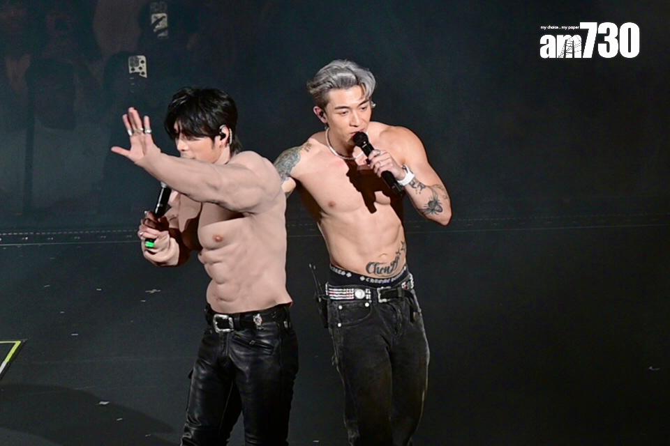 Tyson Yoshi與周殷廷合唱《1994》。 (娛樂組攝)