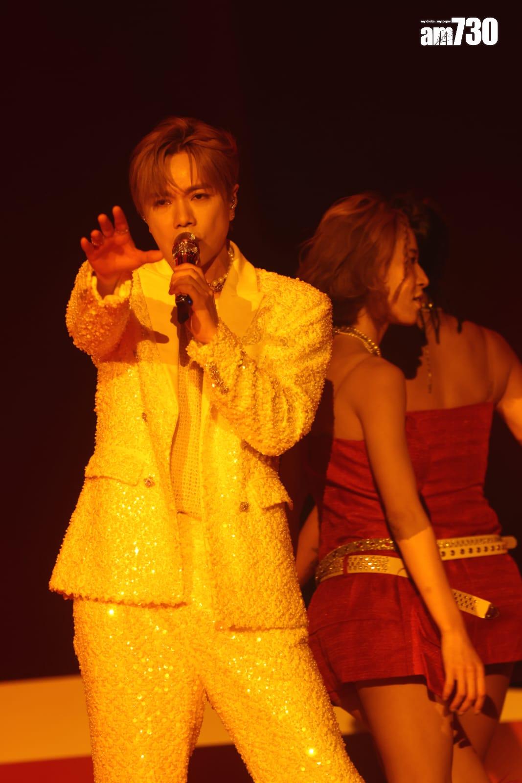 張敬軒唱重新編曲的《酷愛》,大展舞姿。(林俊源攝)