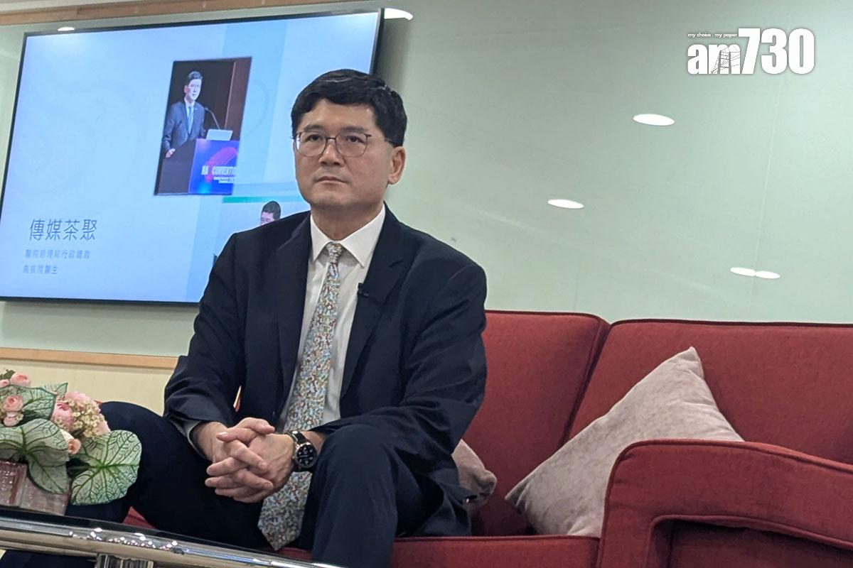 高拔陞不敢說圓滿和豐盛的6年任期是否「交到功課」,但相信已完成一定工作。(羅庸軒攝)