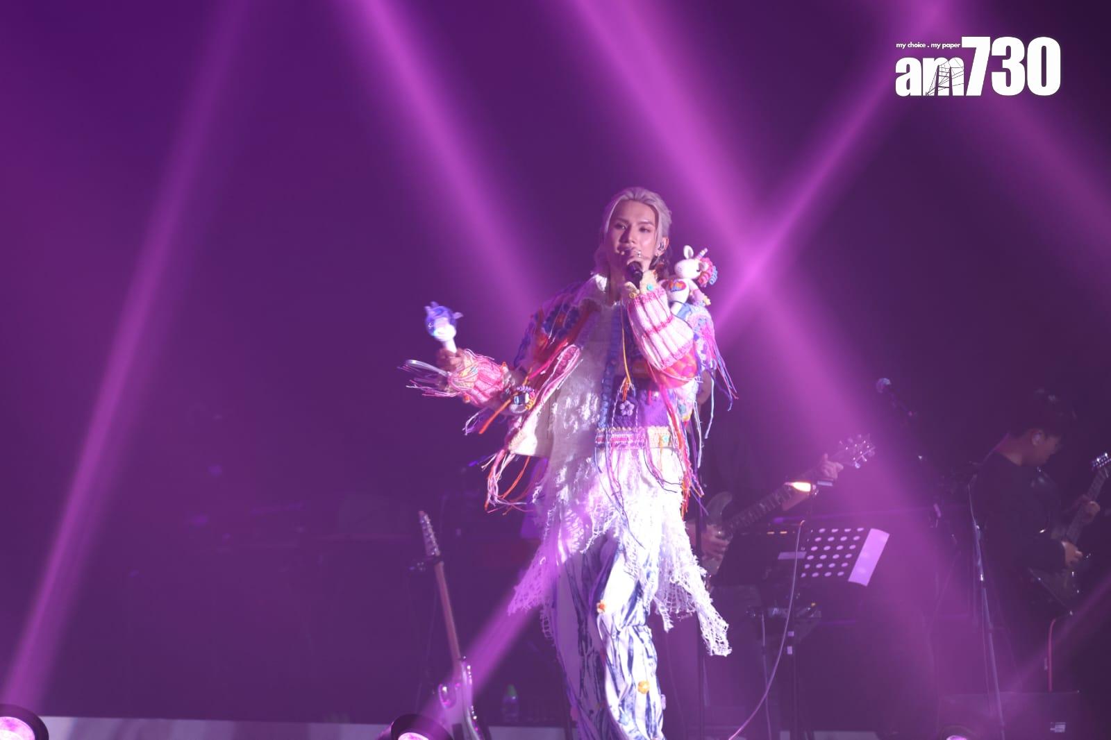 Jeremy李駿傑《Rise In Love Live 2025》演唱會,可愛獨角獸造型。(林俊源攝)