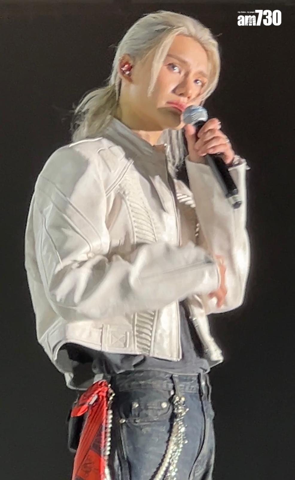 李駿傑Jeremy 在《Rise In Love Live 2025》演唱會尾聲,眼泛淚光。(林俊源攝)