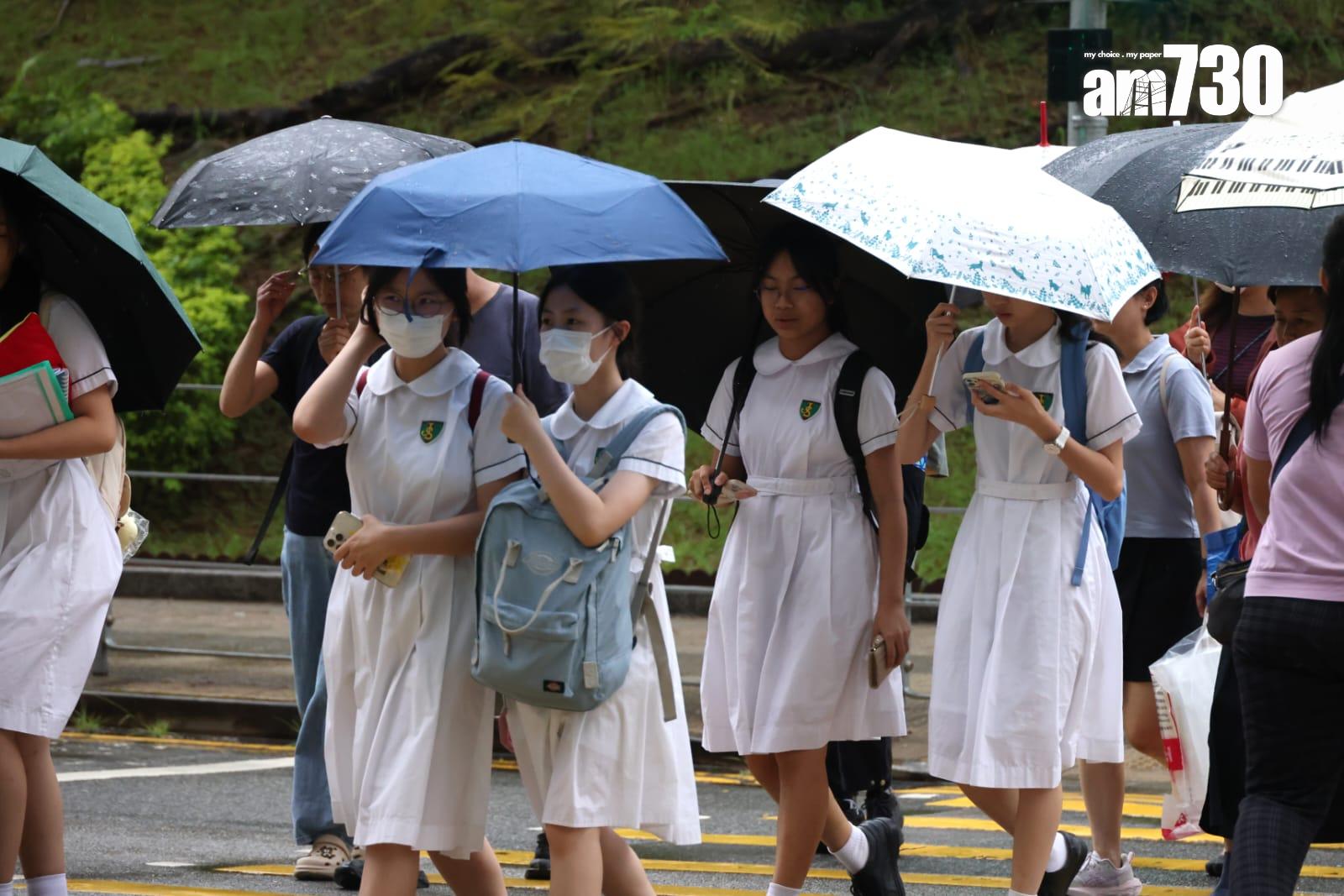 天氣持續不穩,教育局宣布明日停課(林俊源攝)