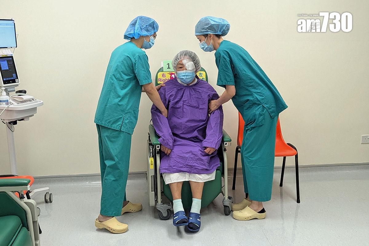 醫護人員會在病人術後15分鐘監測他們的生命體徵,如數據穩定和沒有不適就可出院。(羅庸軒攝)