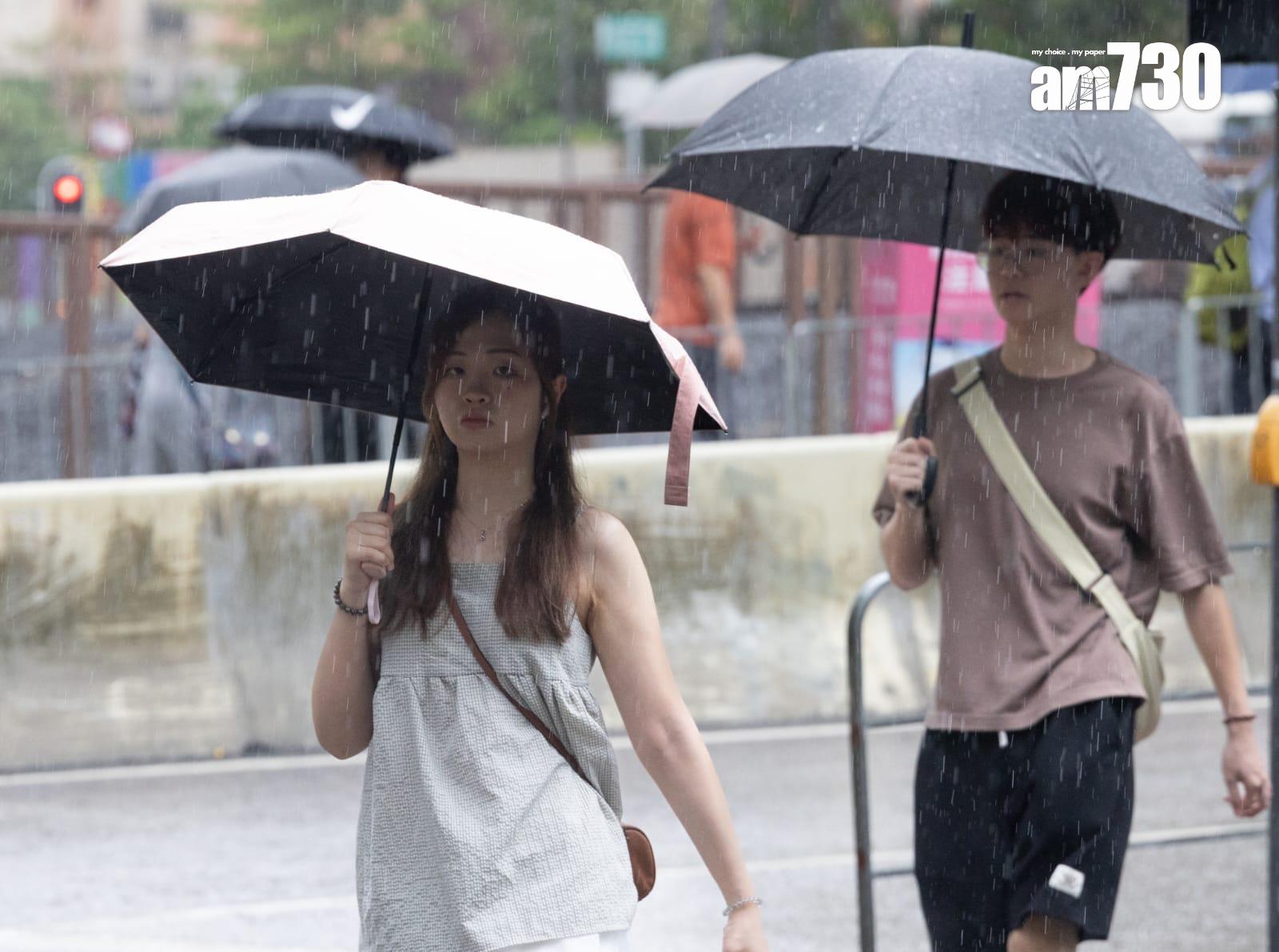 今日有驟雨,部分地區雨勢較大。(資料圖片/蘇文傑攝)