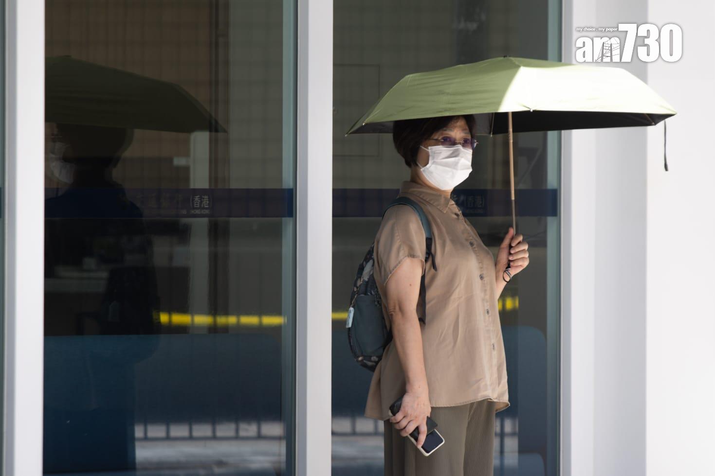 日間天氣酷熱。(周令知攝)