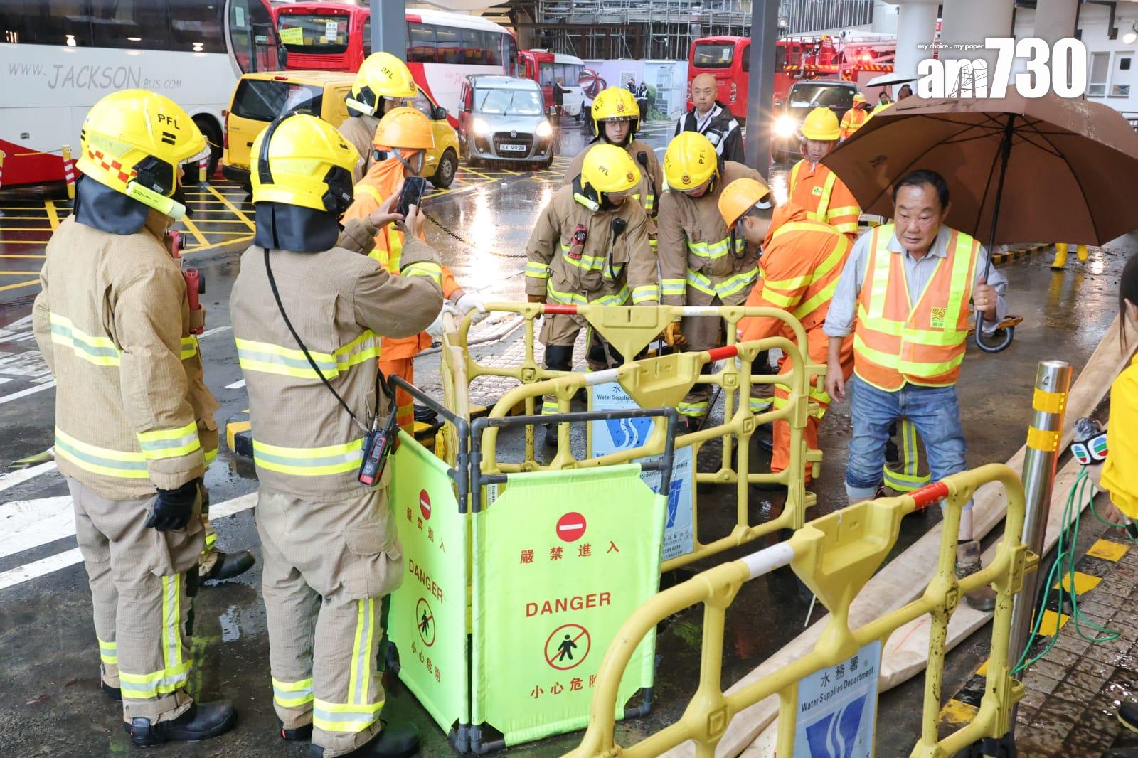 黑雨下瑪麗醫院嚴重水浸影響服務(吳康琦攝)
