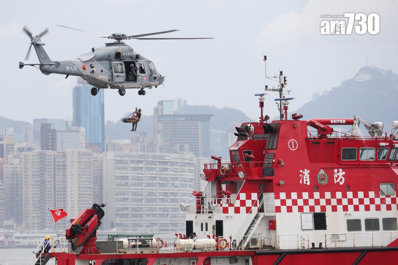 跨部門反恐演習在啟德郵輪碼頭進行,模擬恐怖分子乘郵輪到港襲擊(吳康琦攝)