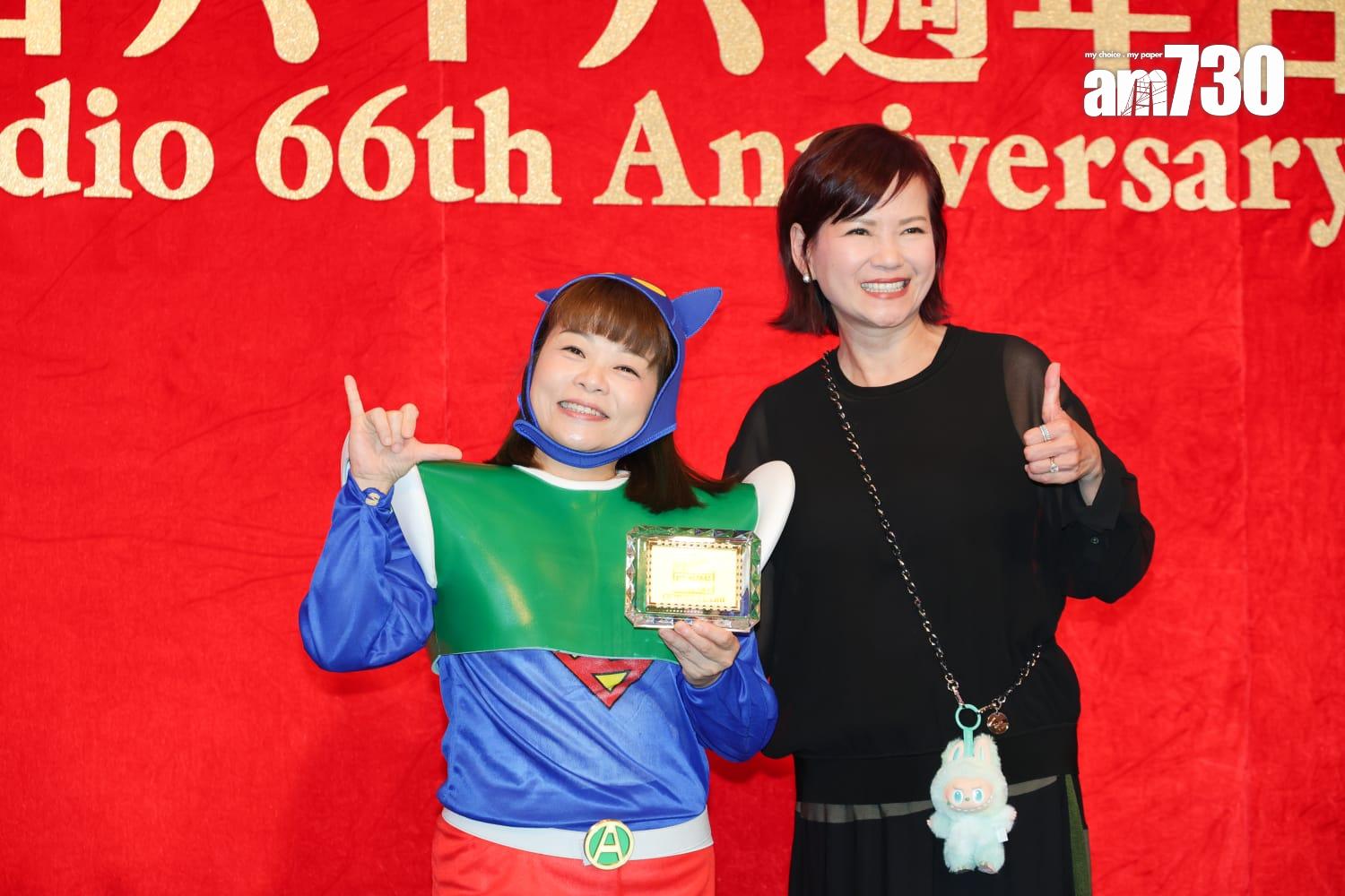 小儀加入商台30年獲頒長期服務獎。 (吳康琦攝)