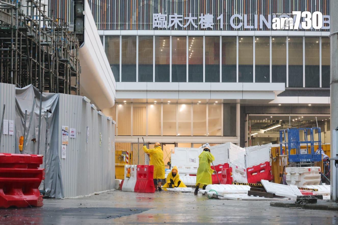 黑雨下瑪麗醫院嚴重水浸影響服務(吳康琦攝)