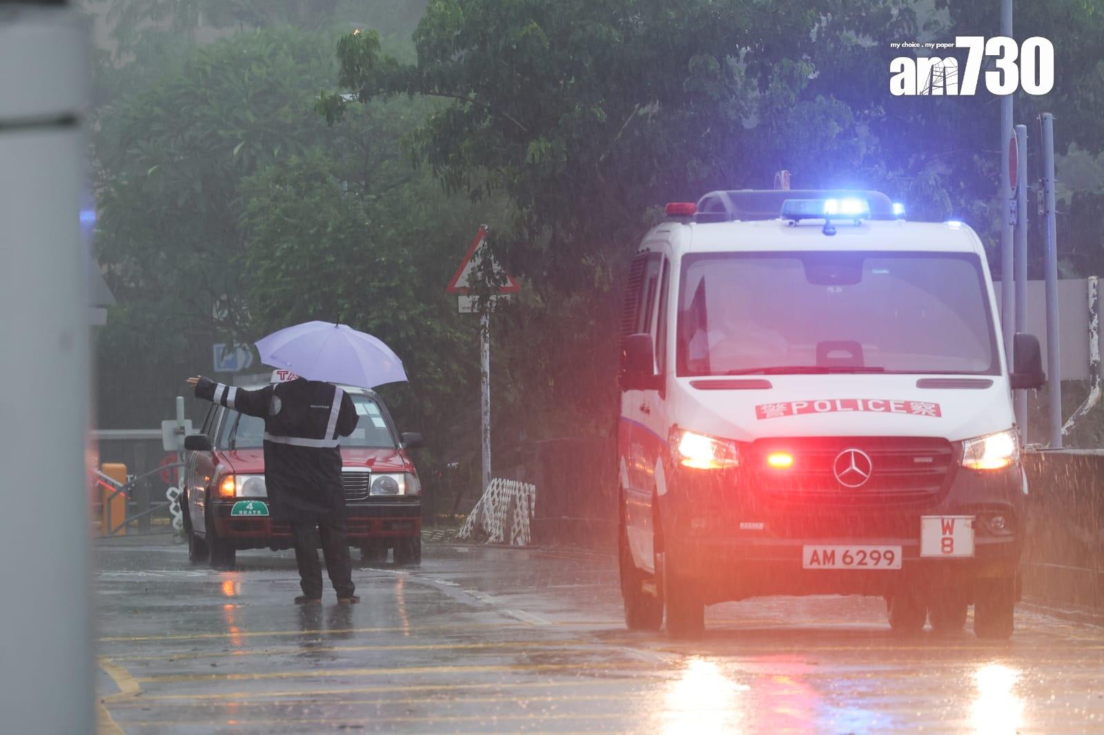 黑雨下瑪麗醫院嚴重水浸影響服務(吳康琦攝)