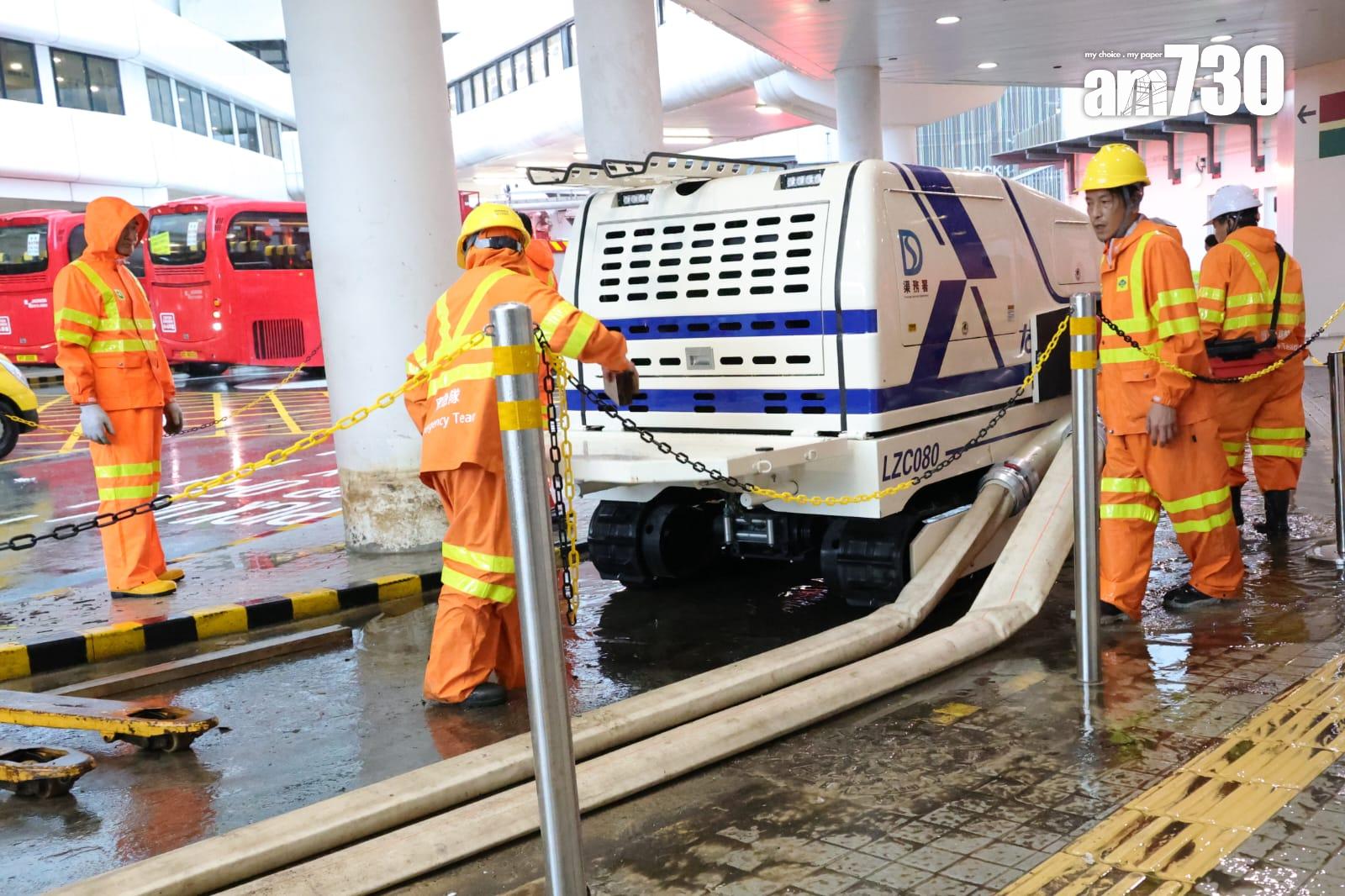 黑雨下瑪麗醫院嚴重水浸影響服務(吳康琦攝)