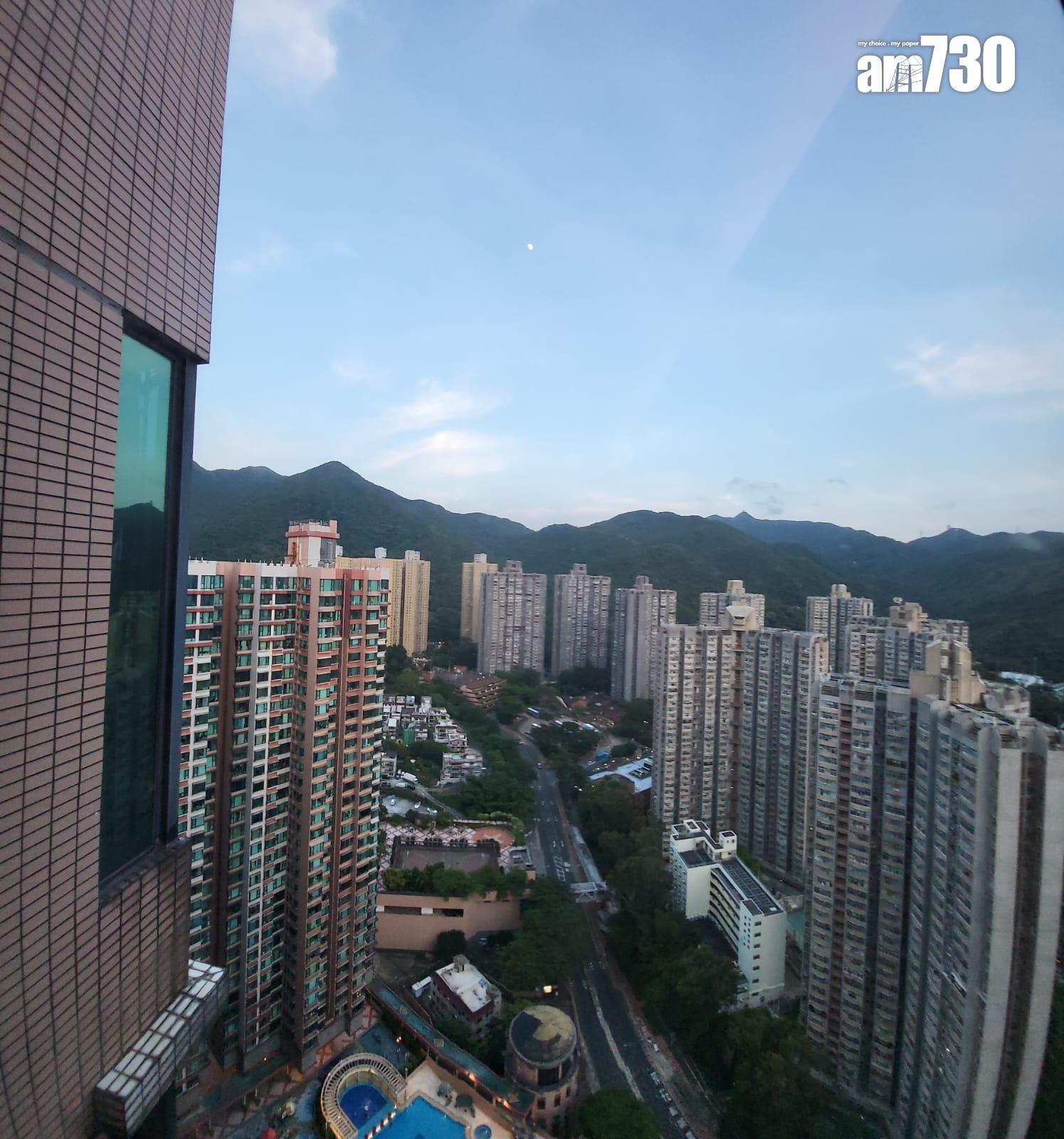 業主移民賣樓!沙田靚裝頂層特色戶減價易手 5年貶值18%(多圖)|二手樓成交