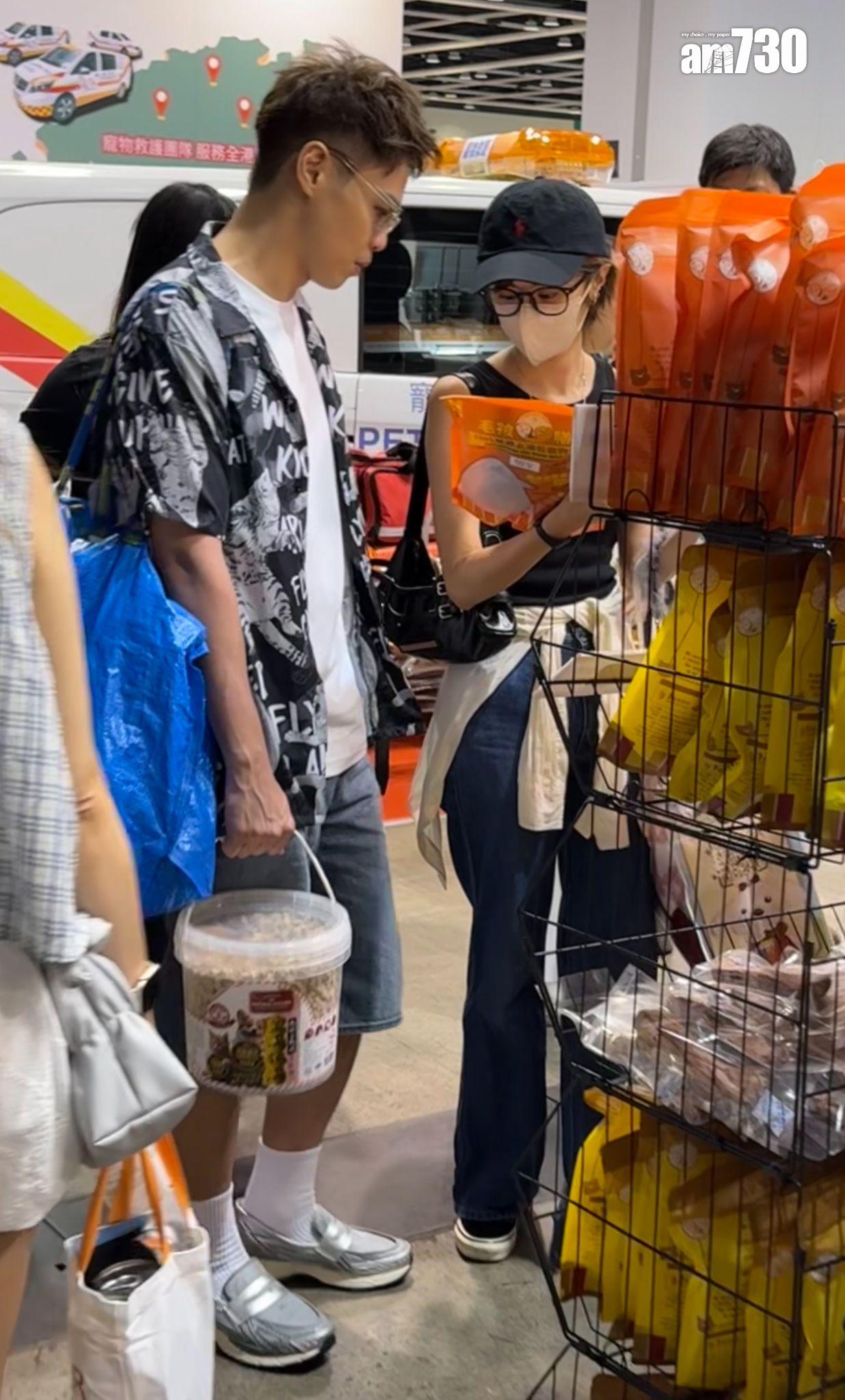 黃奕晨與Kathy仔同屬ViuTV藝人,兩人傳出緋聞五年感情穩定。 (娛樂組攝)