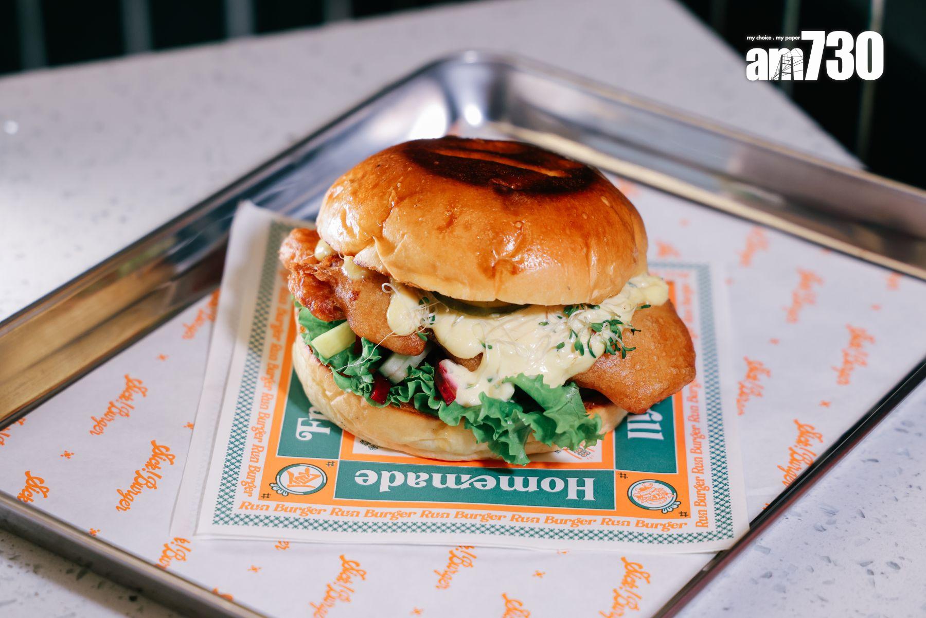 魚柳漢堡($82) 鱈魚細嫩,啤酒炸漿薄脆。(吳康琦攝)