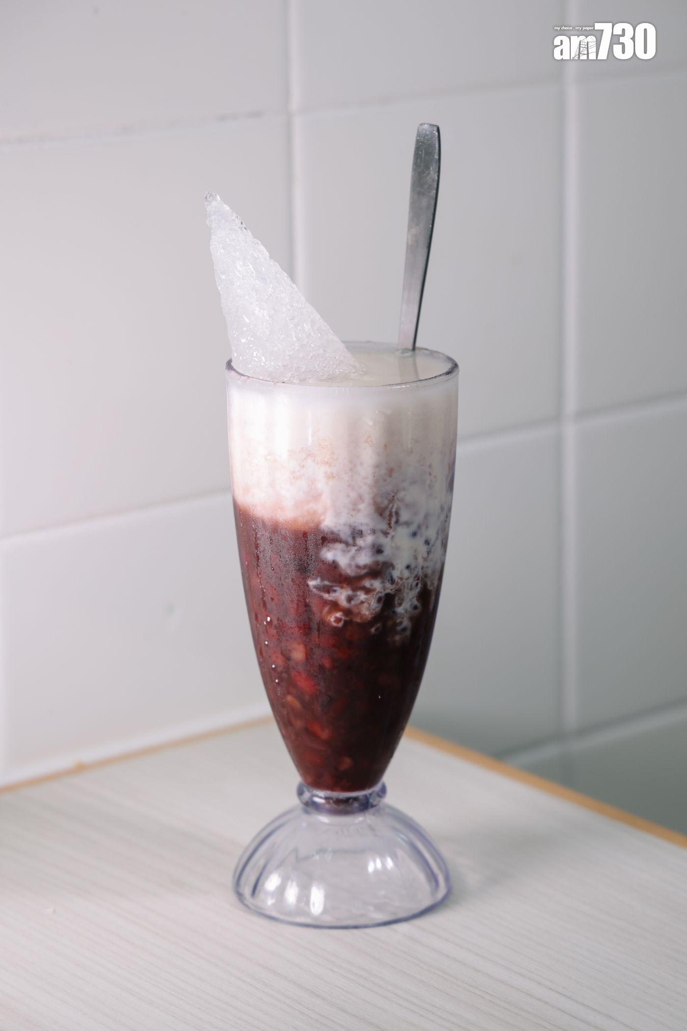 紅豆冰$28經典冰柱是廣成的特式,天津紅豆大粒粉甜。(吳康琦攝)