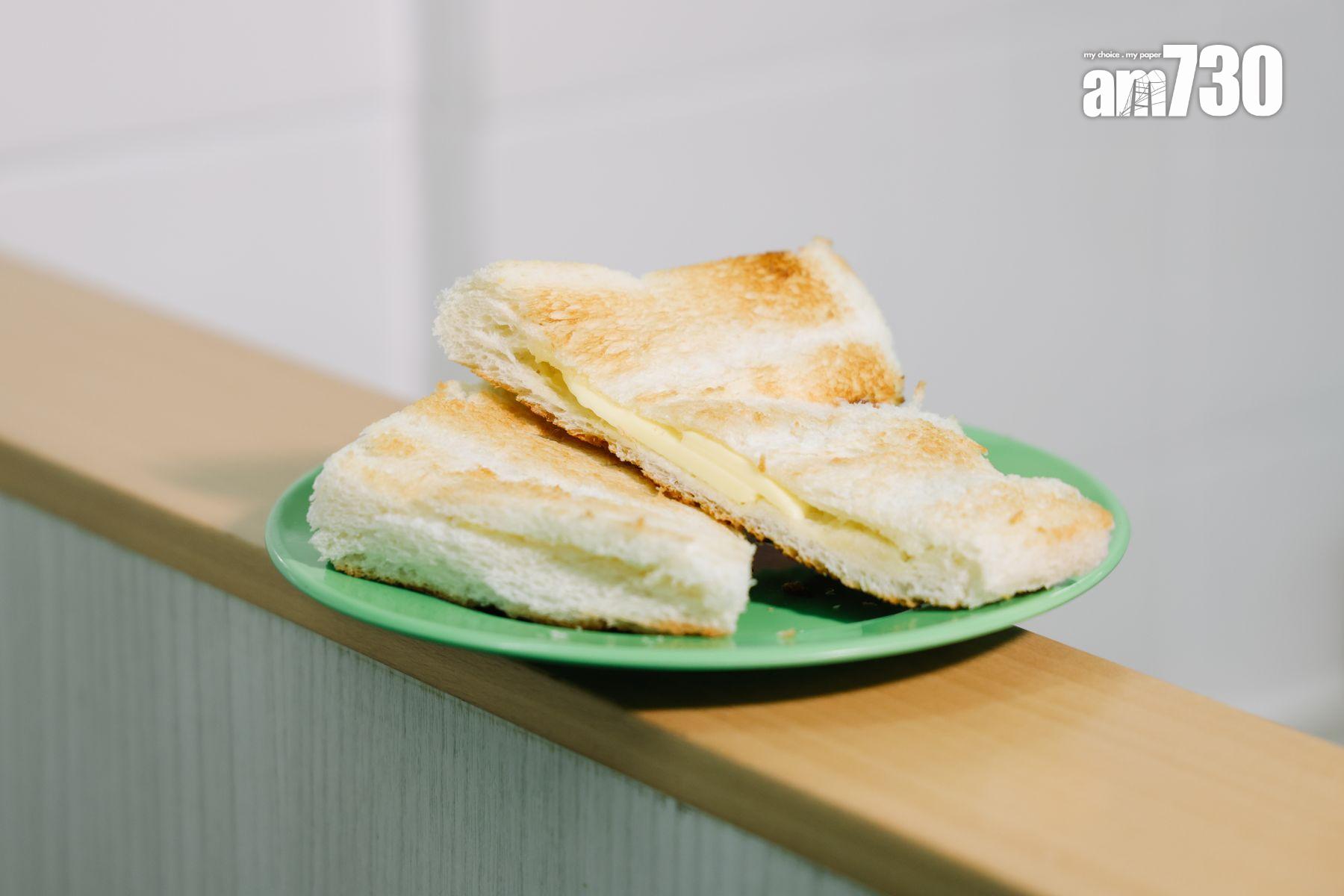 簡簡單單的鮮油多,是阿祥從小在舖頭愛吃的comfort food。(吳康琦攝)