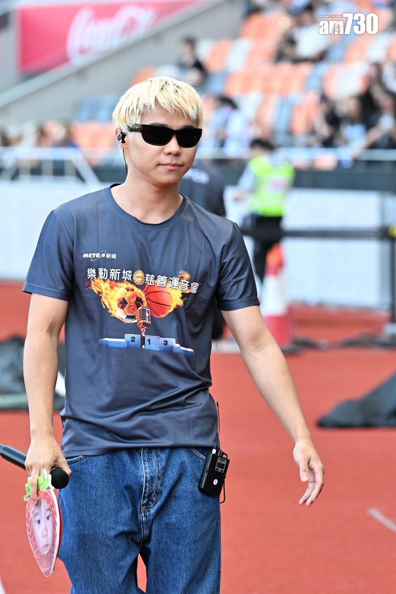 愛打拳,打到頭頸痛,幸好冇受傷。(娛樂組攝)