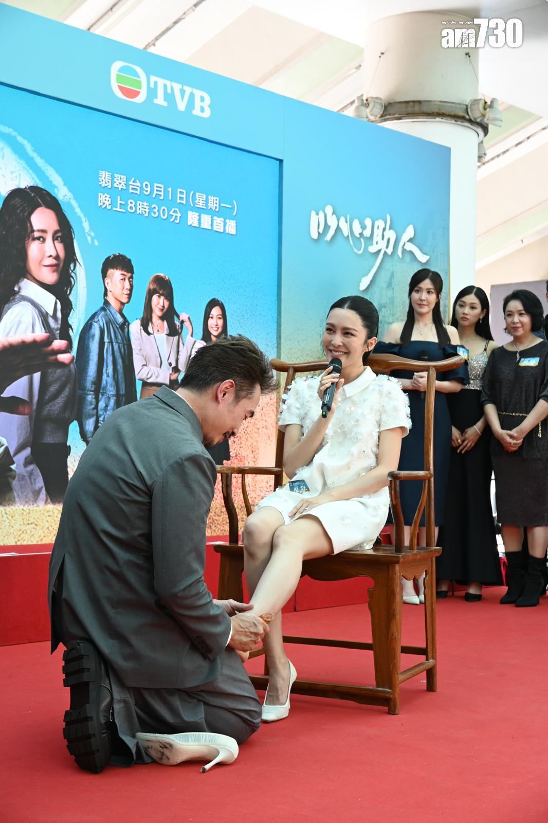 陳豪為張曦雯用藥油按腳,手勢有板有眼。(娛樂組攝)