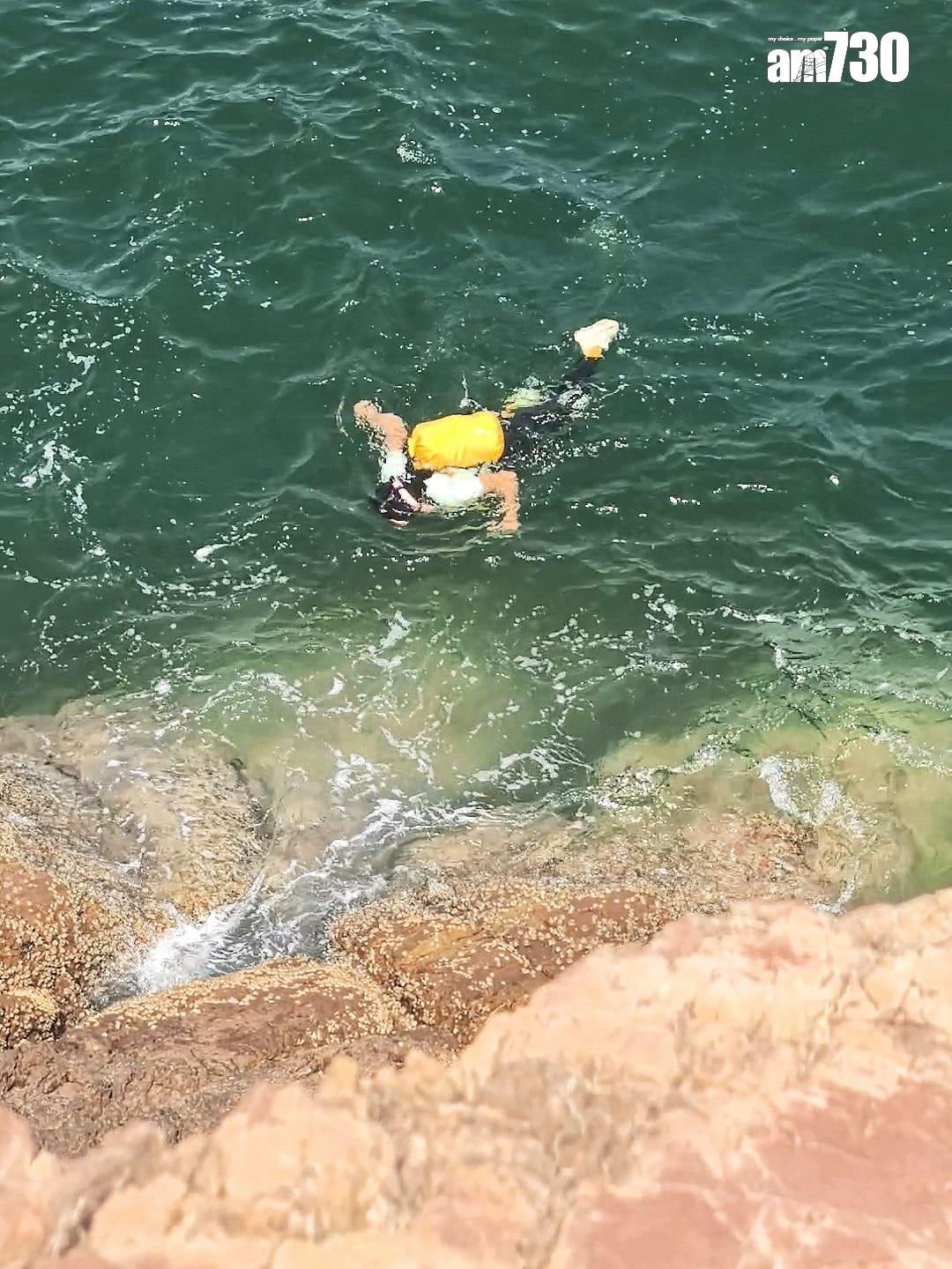 泳綑需要不斷重複上水落水的過程,更要在水中徒手攀爬岩石上岸,對能力要求高