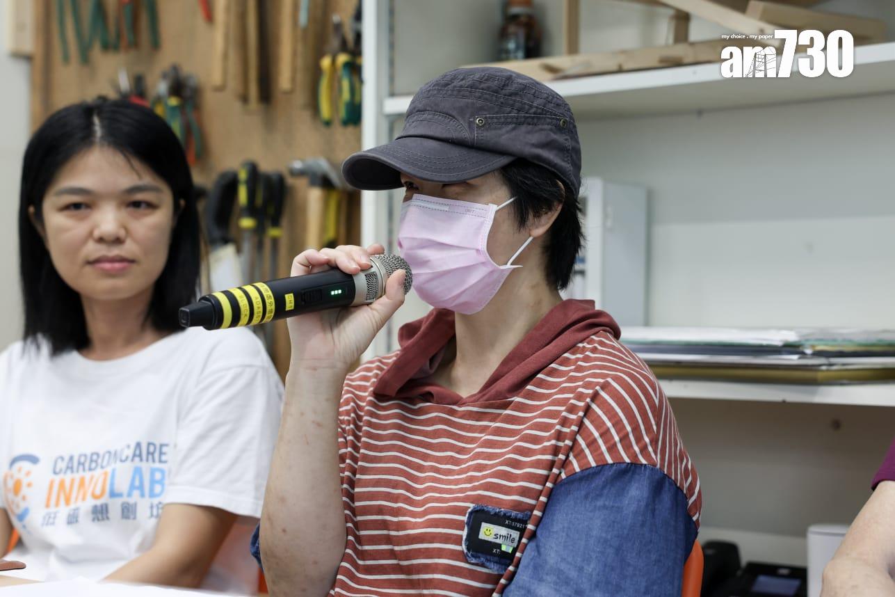 葵涌劏房街坊會及環保組織低碳想創坊,上月量度一般劏房、工廈劏房和「天台、平台及閣樓」等共31個不適切居所的室內溫度。(周令知攝)