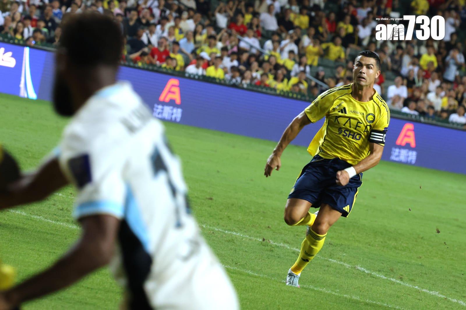 C朗代表艾納斯在大球場上陣。(林俊源攝)