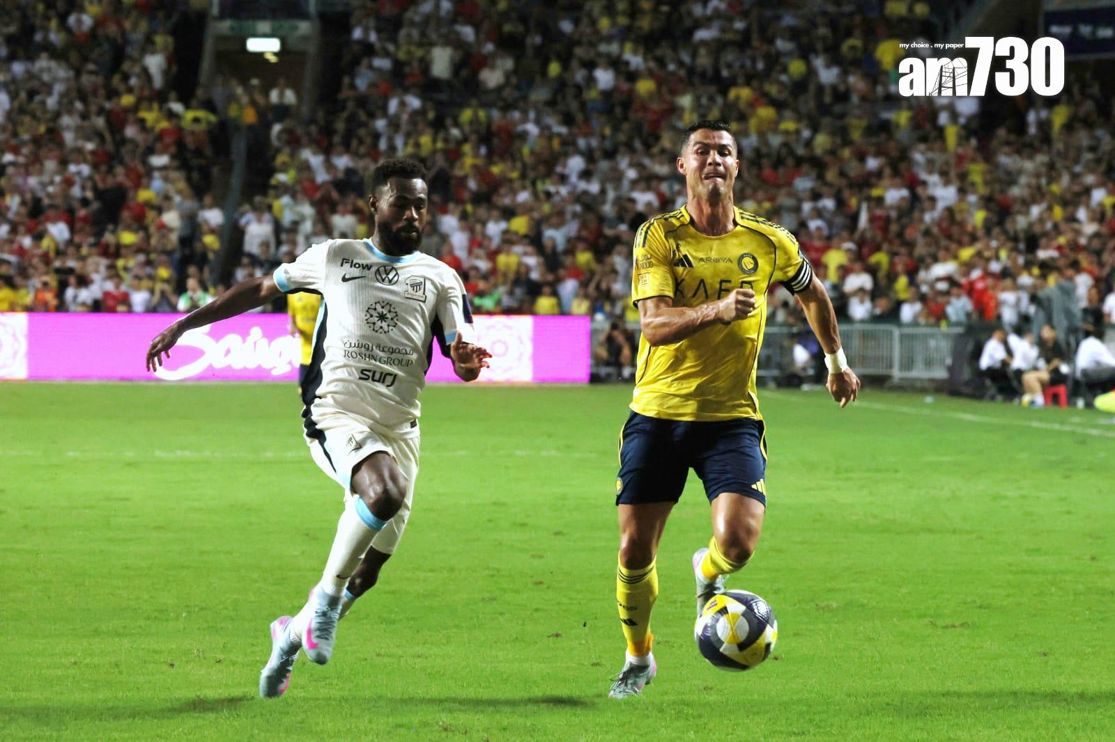 C朗代表艾納斯在大球場上陣。(林俊源攝)