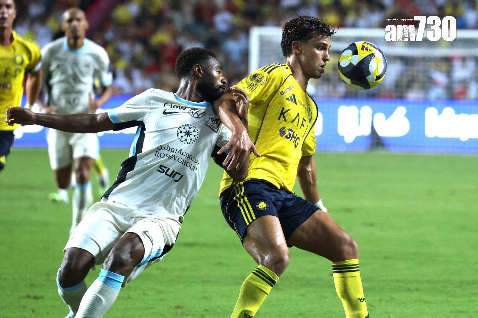 菲歷斯首次代表艾納斯上陣。(林俊源攝)