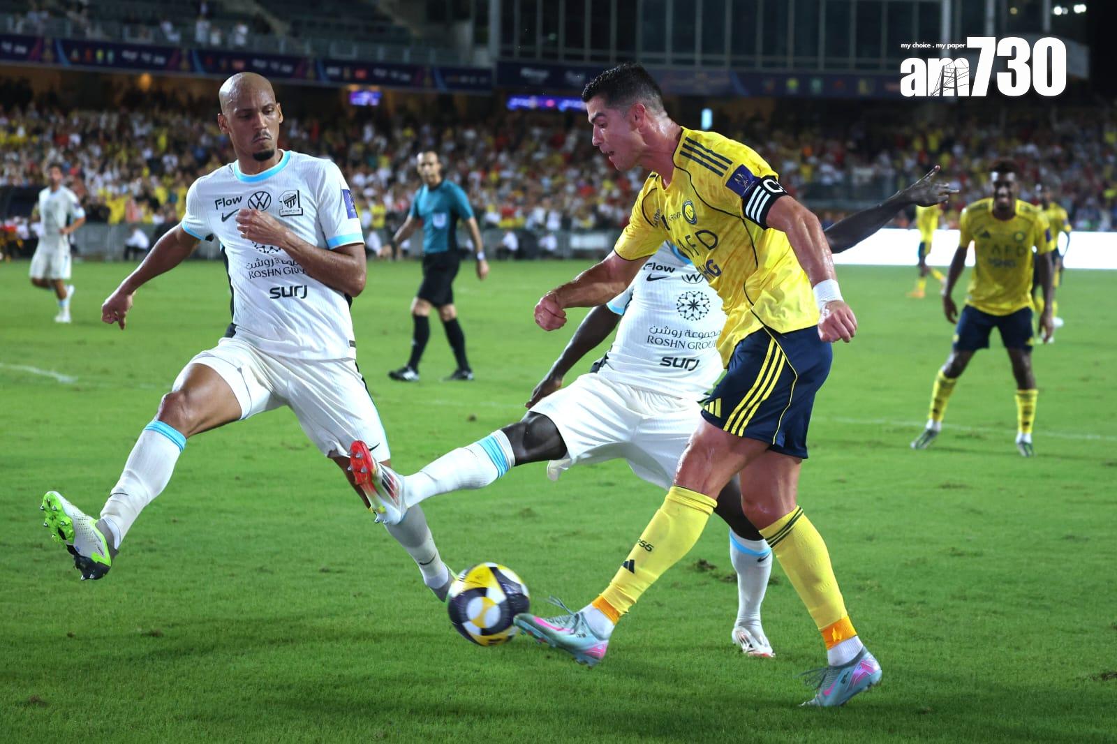 C朗代表艾納斯在大球場上陣。(林俊源攝)